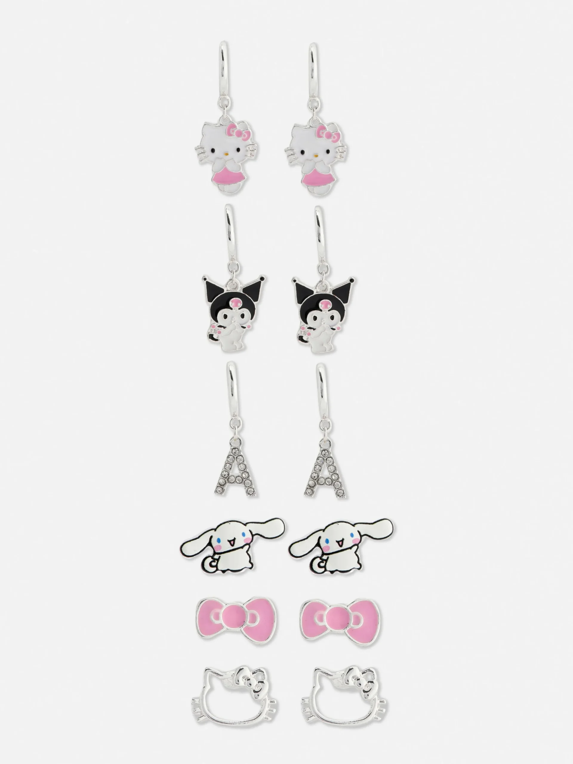 lot_de__paires_de_boucles_0-2.webp Lot De 6 Paires De Boucles D'oreilles Hello Kitty