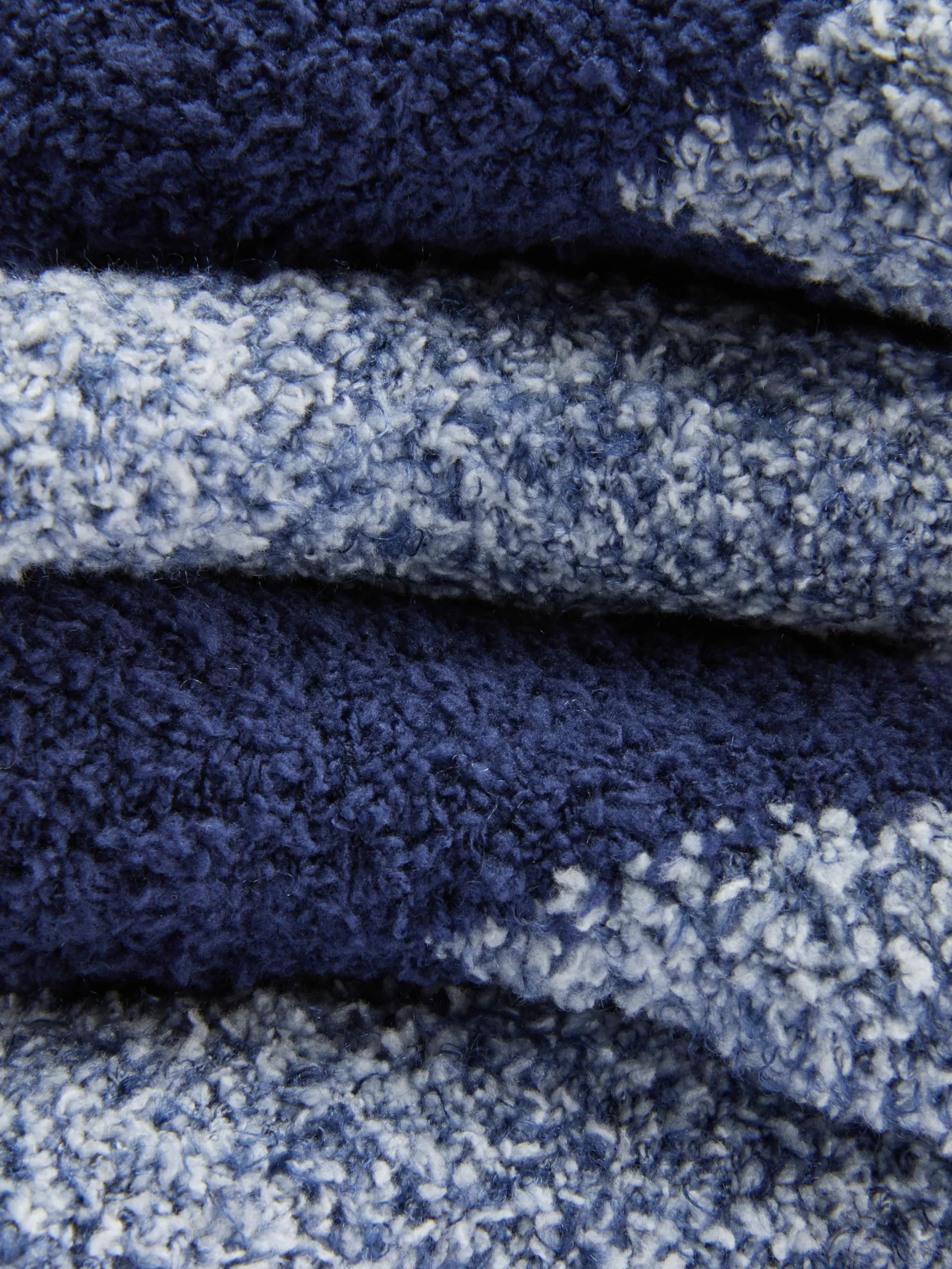 lot_de__paires_de_chausse_1-101.webp Lot De 2 Paires De Chaussettes Confortables