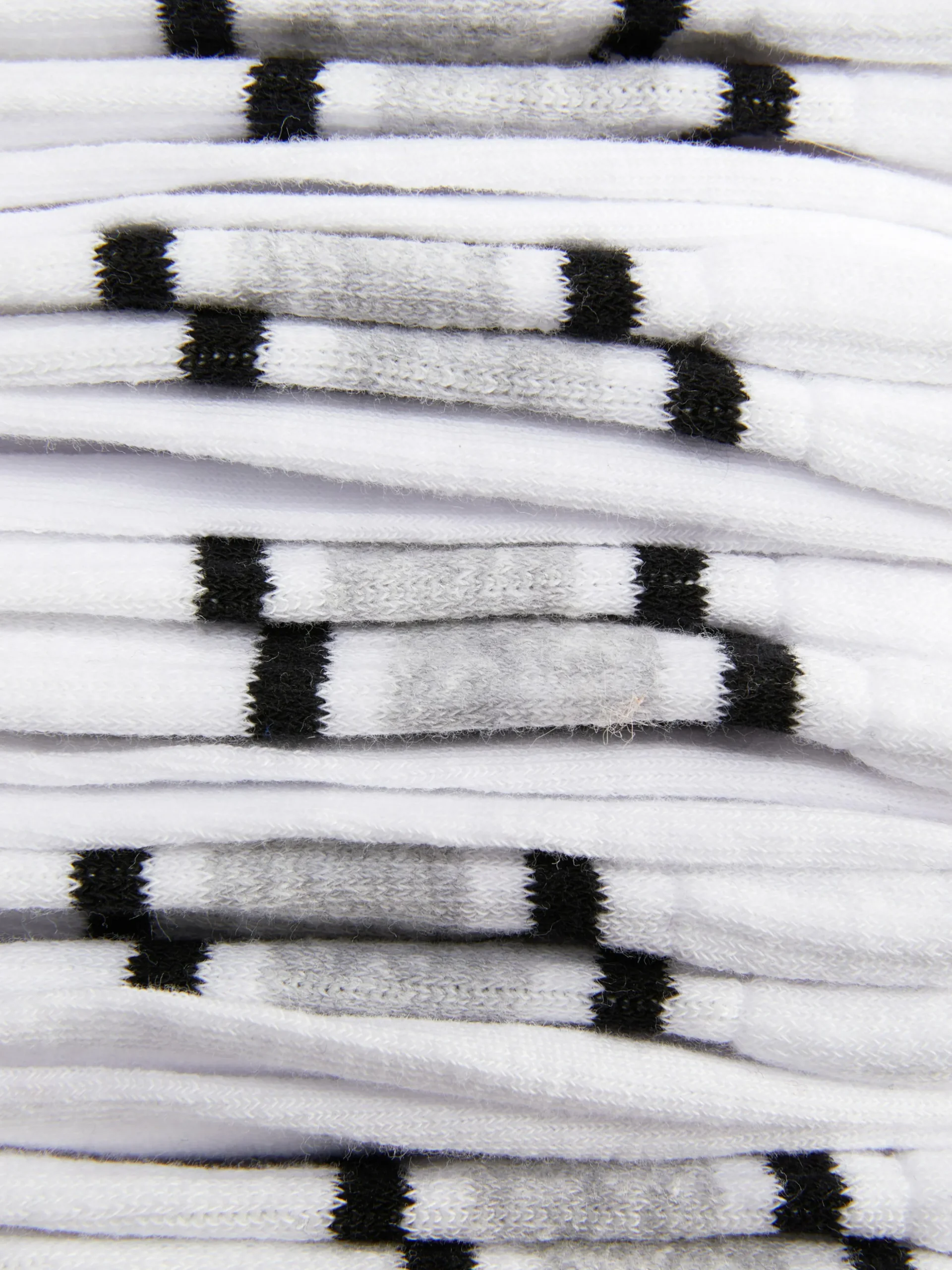 lot_de__paires_de_chausse_1-132.webp Lot De 5 Paires De Chaussettes De Sport à Rayures