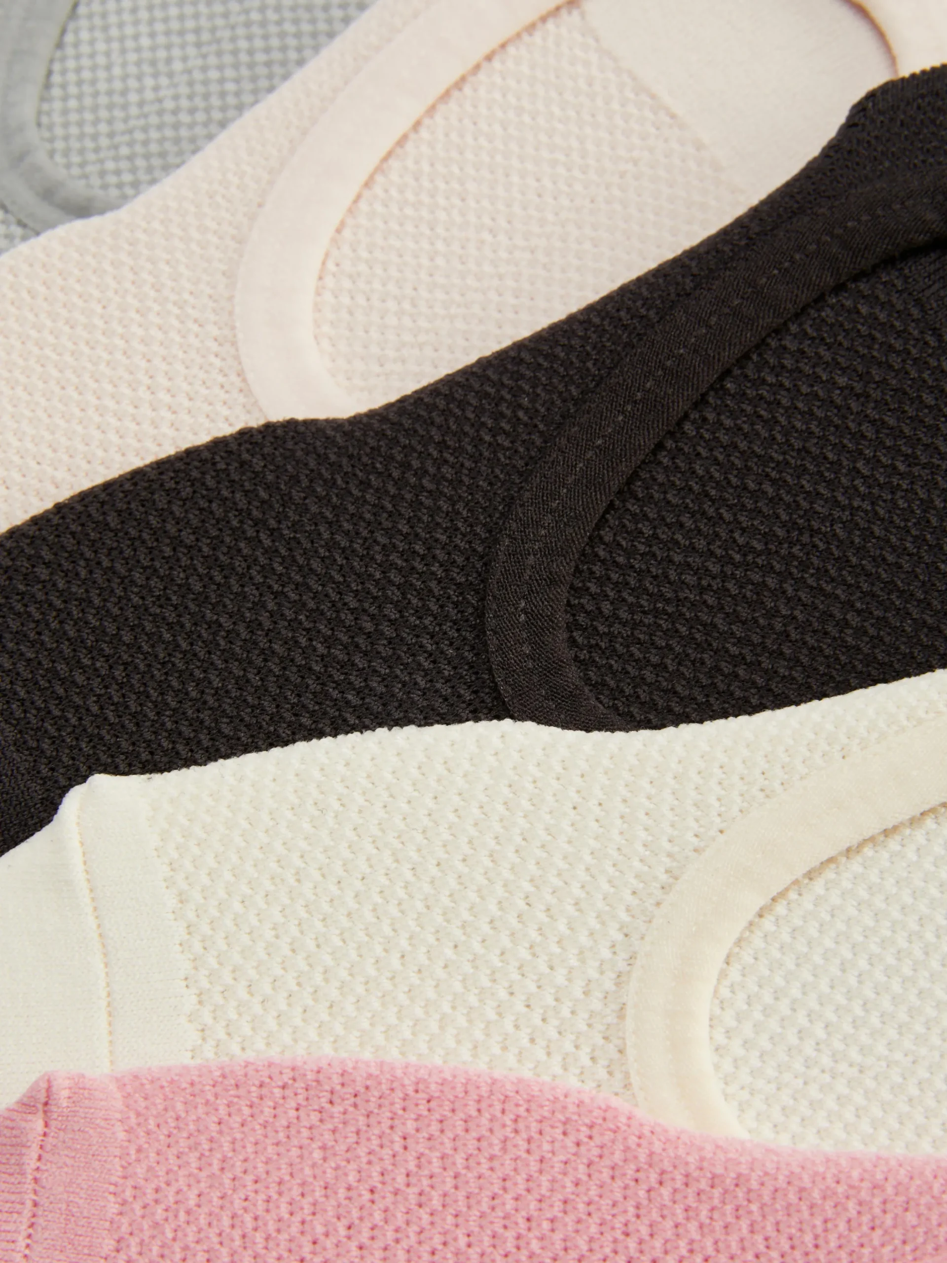 lot_de__paires_de_chausse_1-14.webp Lot De 5 Paires De Chaussettes De Sport