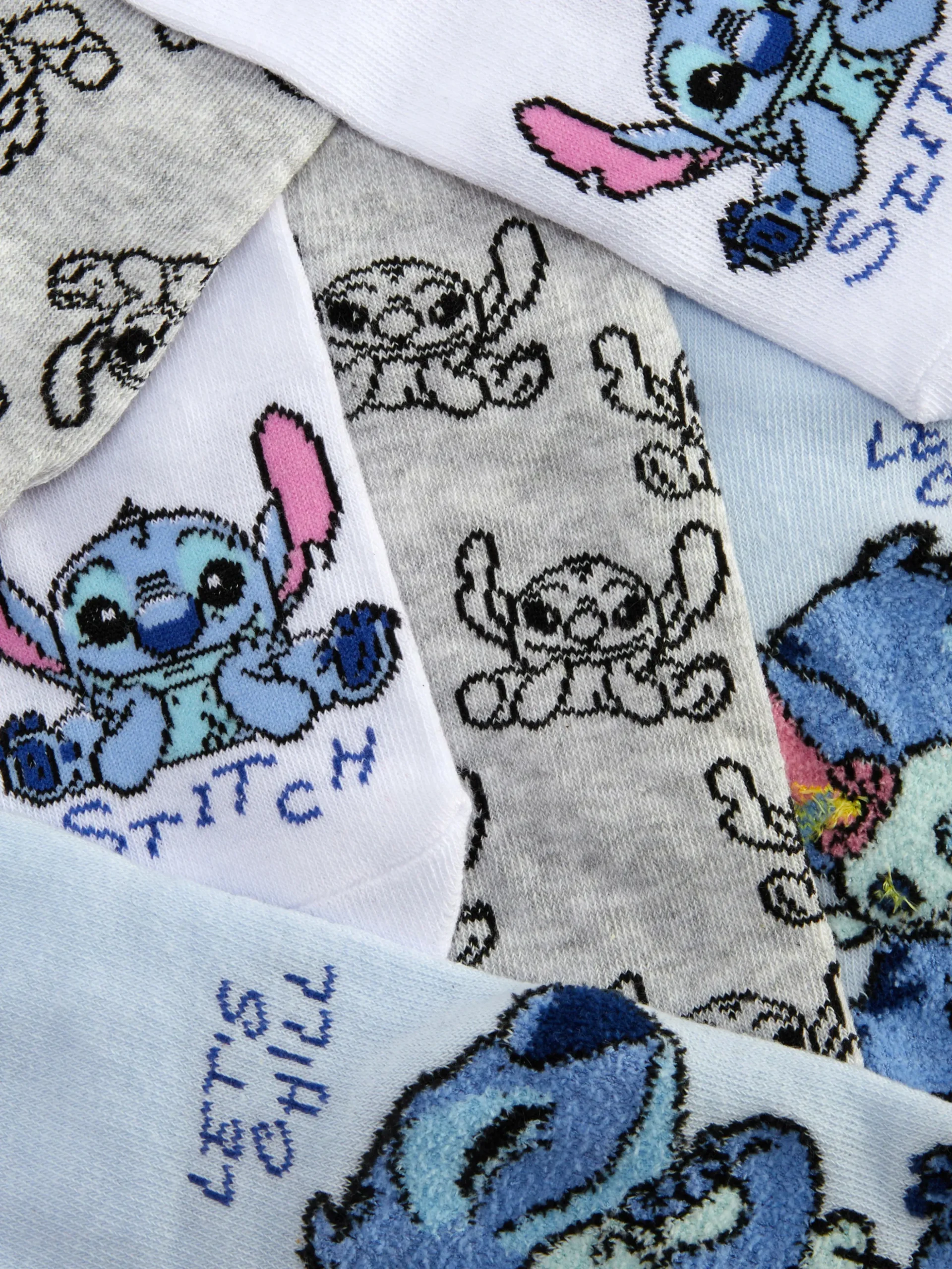 lot_de__paires_de_chausse_1-19.webp Lot De 3 Paires De Chaussettes Disney Stitch