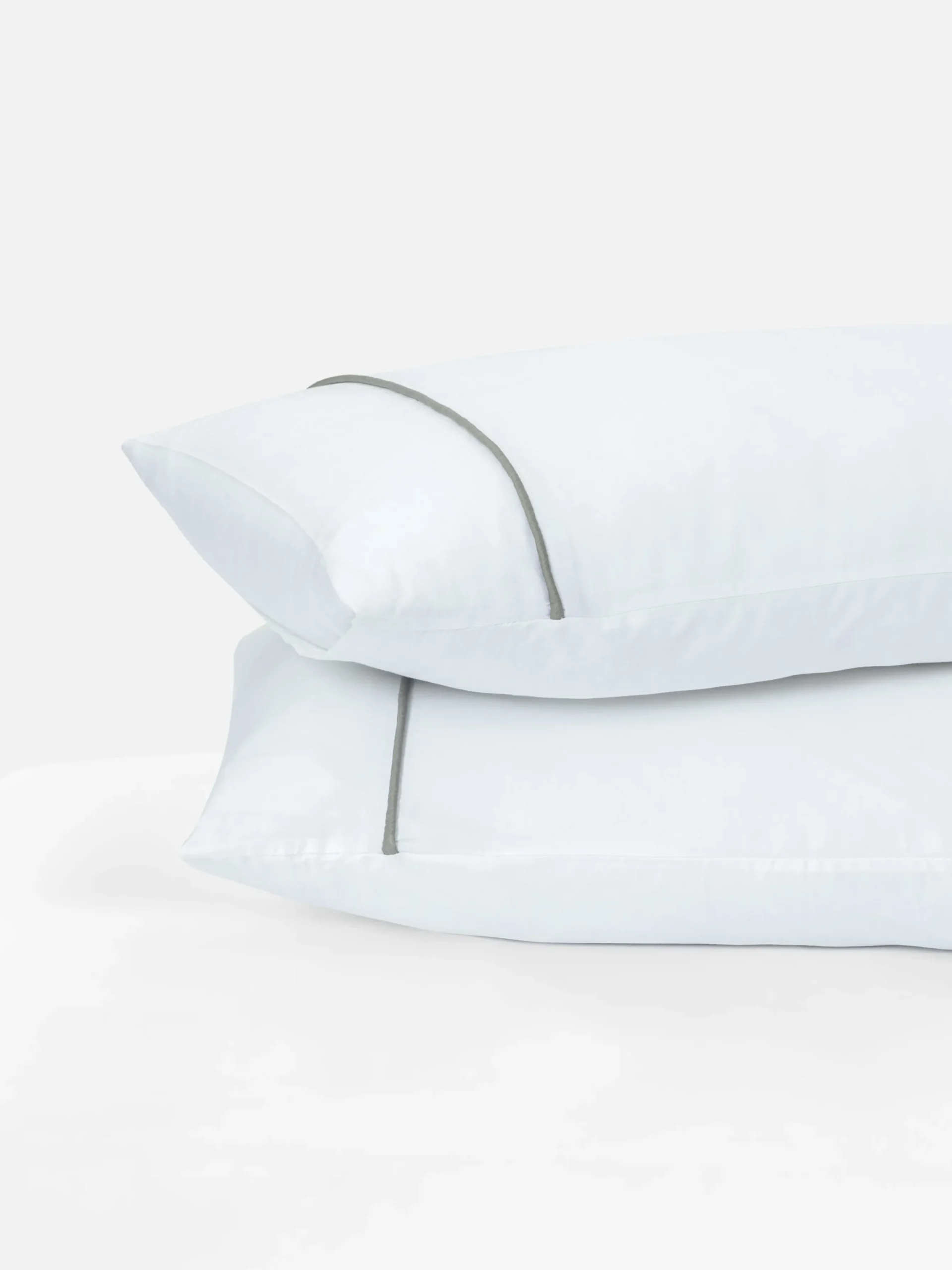 lot_de__taies_doreiller___0.webp Lot De 2 Taies D'oreiller à Contraste