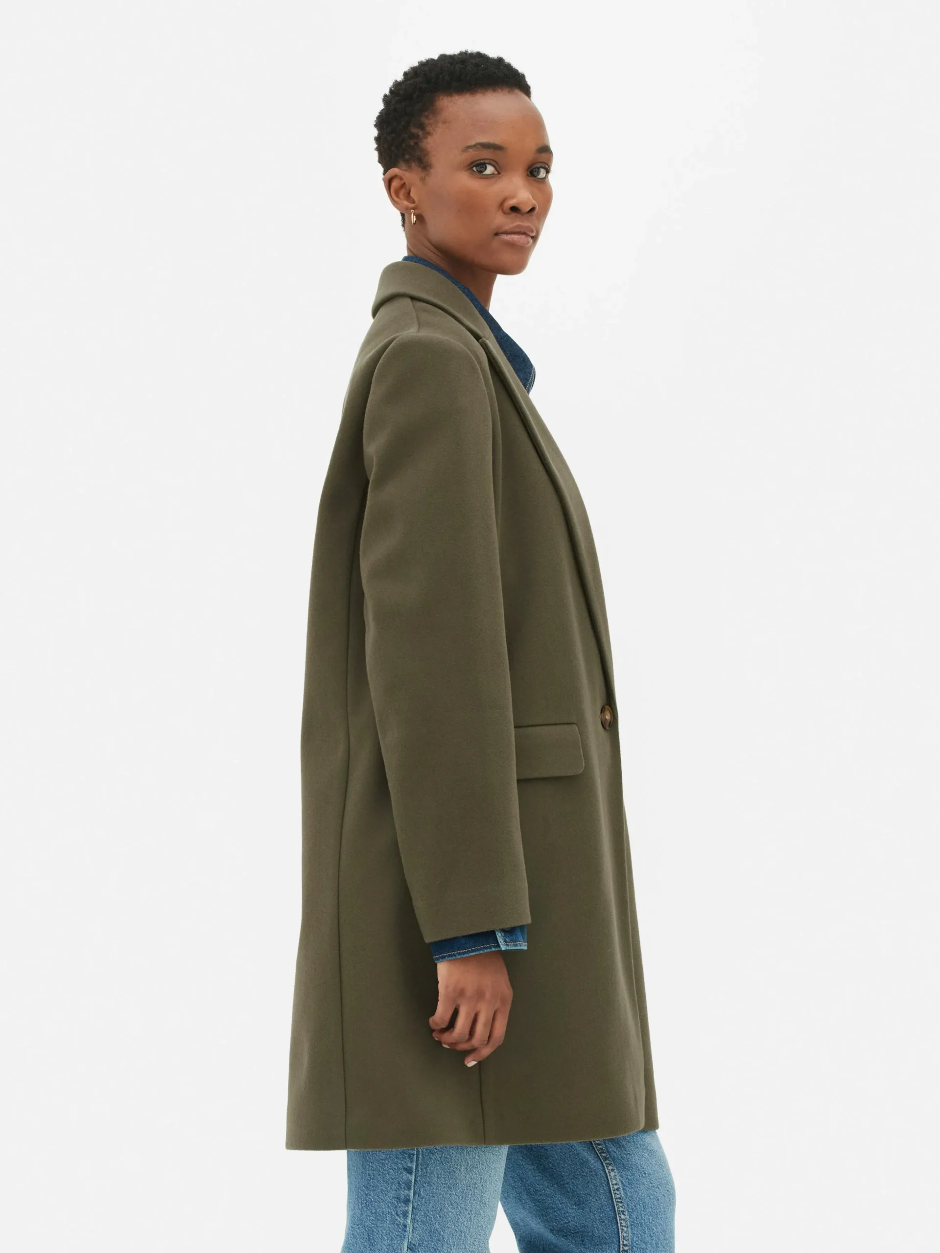 manteau__boutonnage_simpl_2.webp Manteau à Boutonnage Simple Classique