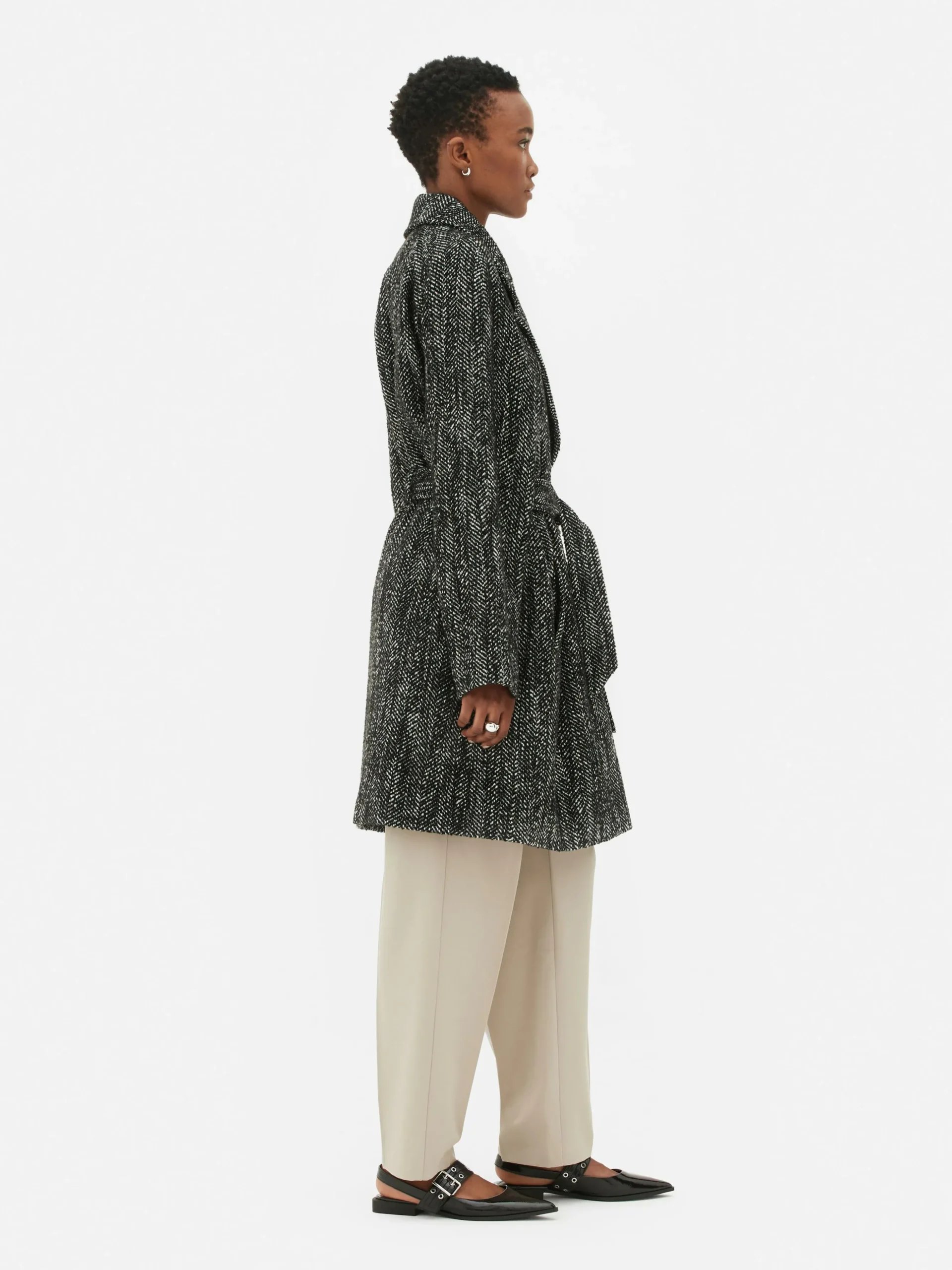 manteau__chevrons_avec_ce_2.webp Manteau à Chevrons Avec Ceinture