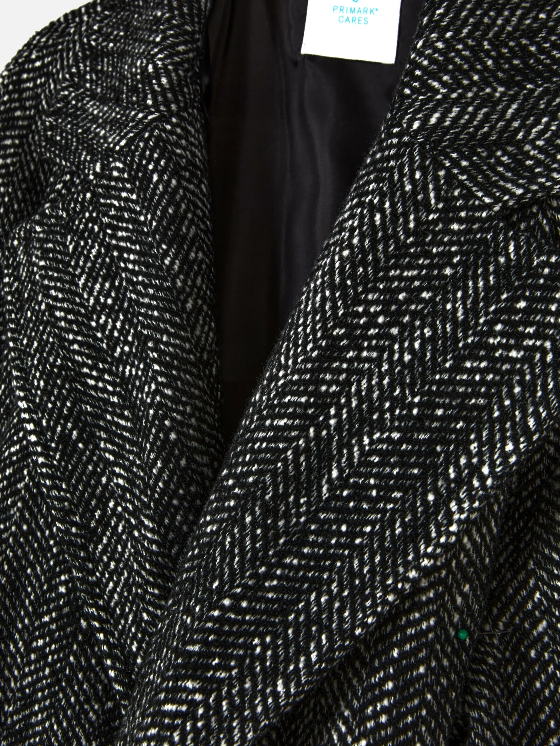 manteau__chevrons_avec_ce_5.webp Manteau à Chevrons Avec Ceinture