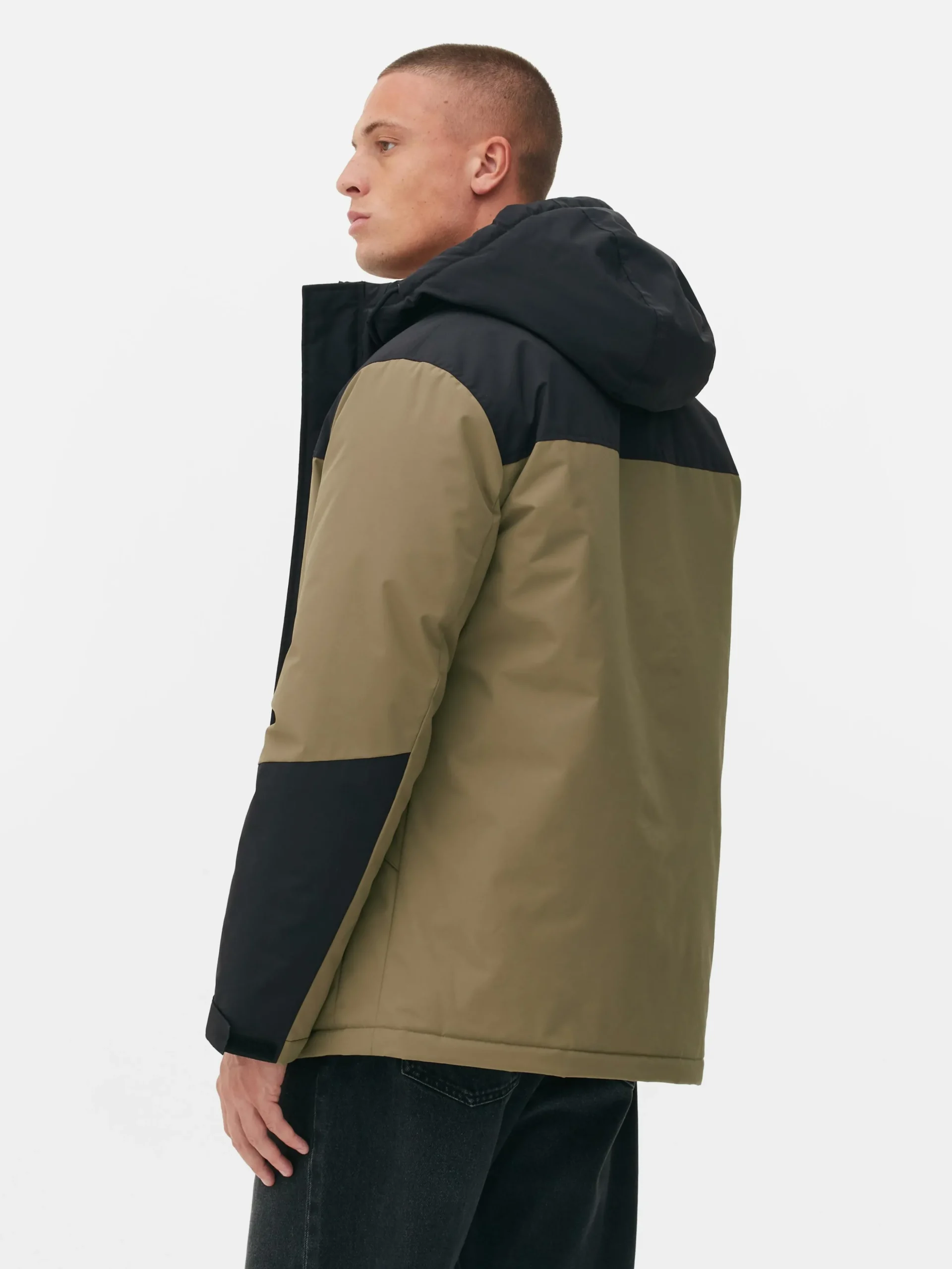 manteau_court_color_block_2-1.webp Manteau Court Color Block