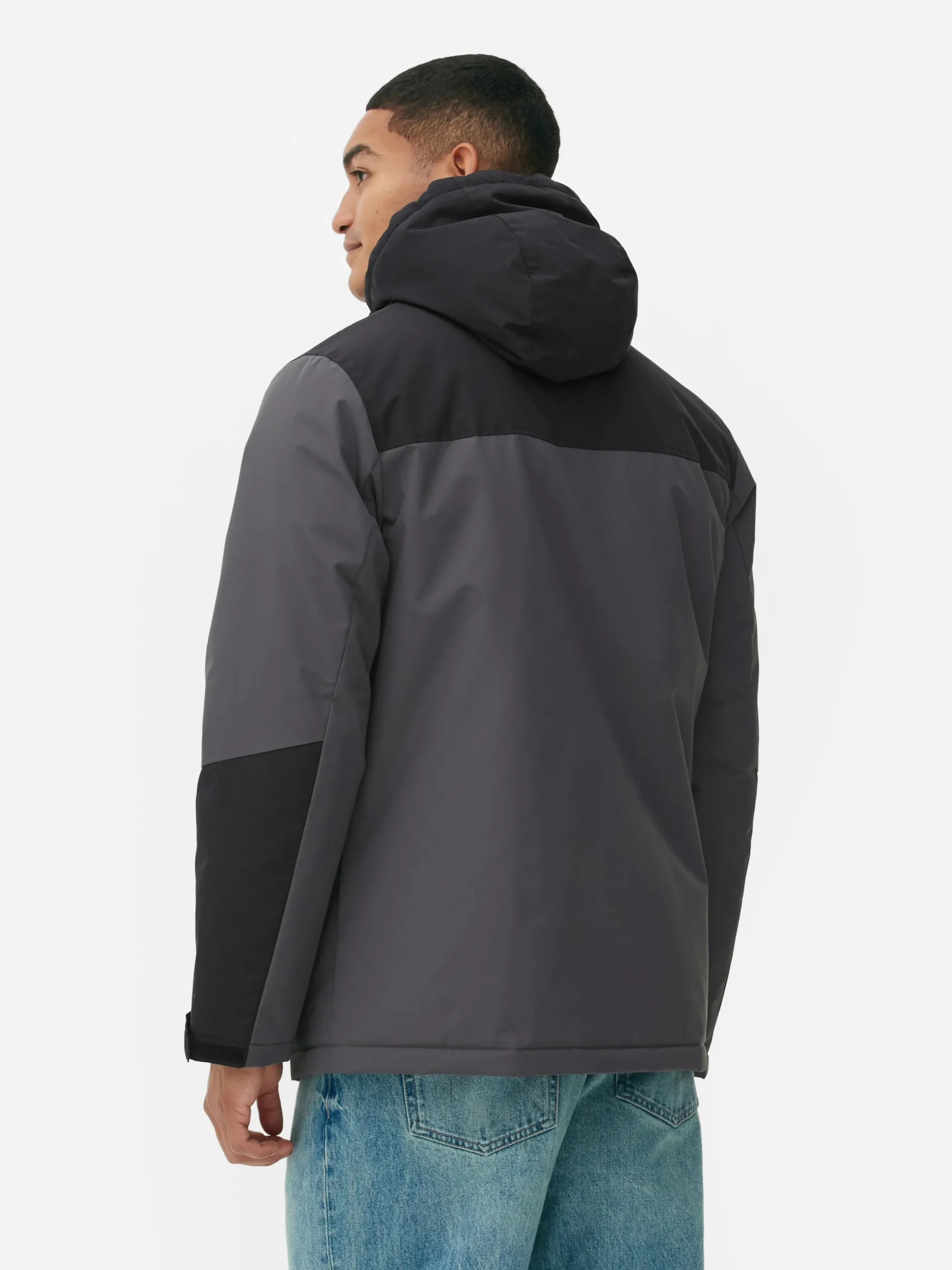 manteau_court_color_block_2.webp Manteau Court Color Block