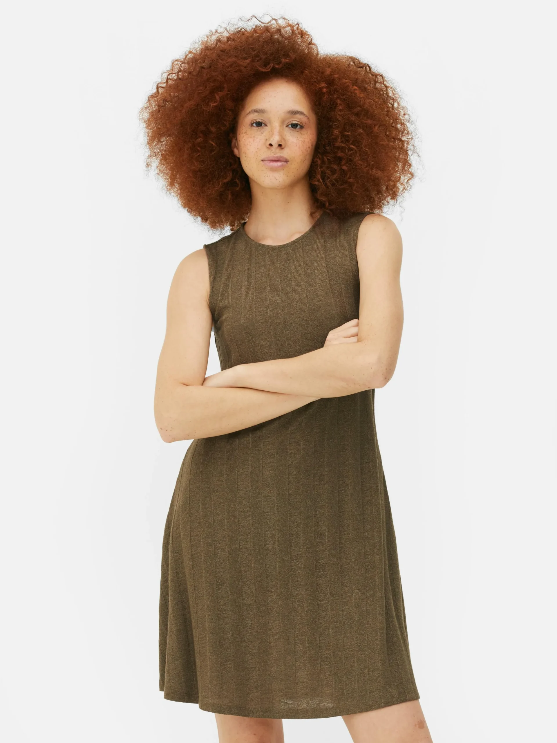 mini_robe_ctele_sans_manc_1.webp Mini Robe Côtelée Sans Manches