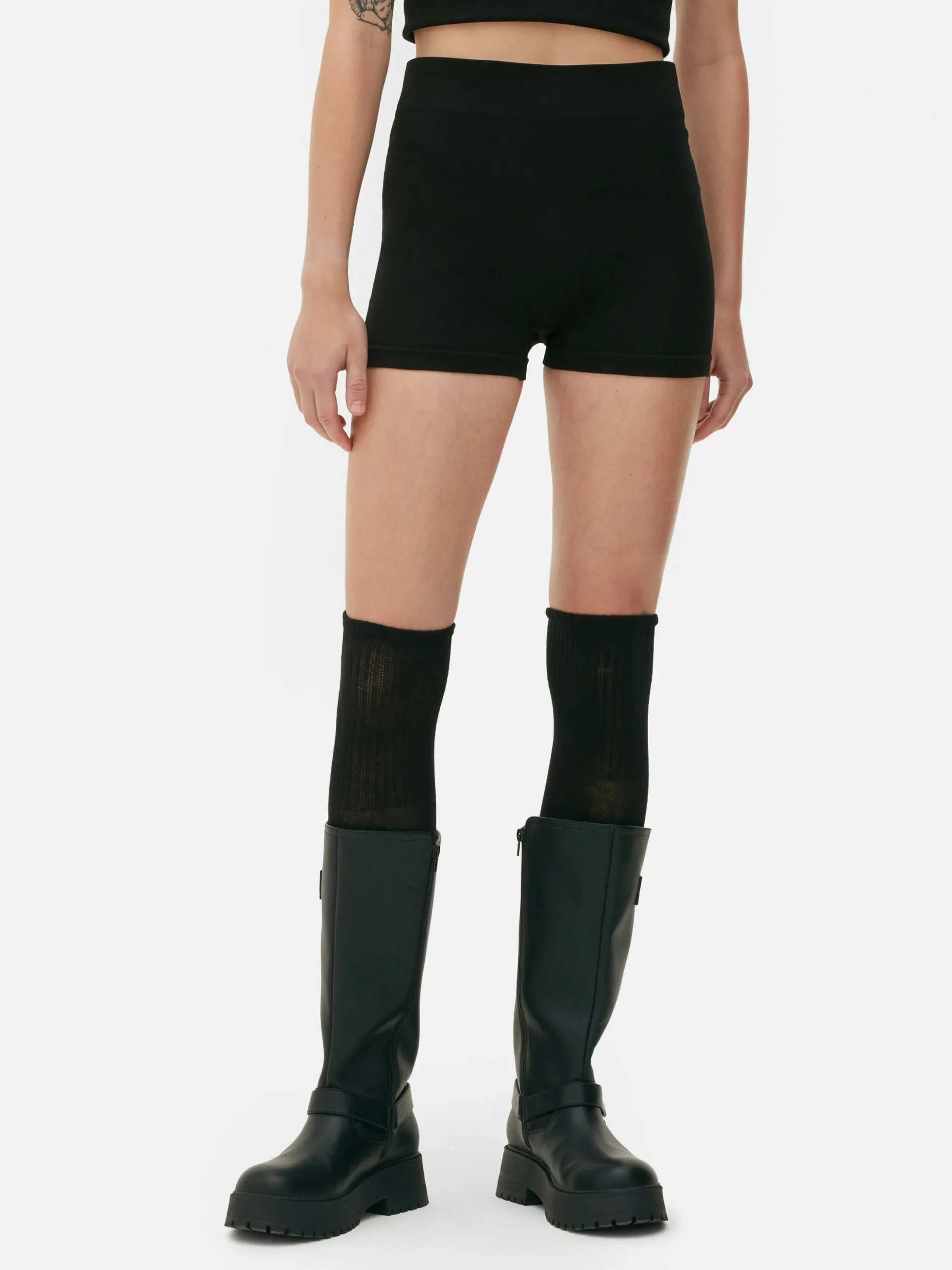 mini_short_sans_coutures__2.webp Mini Short Sans Coutures Rita Ora