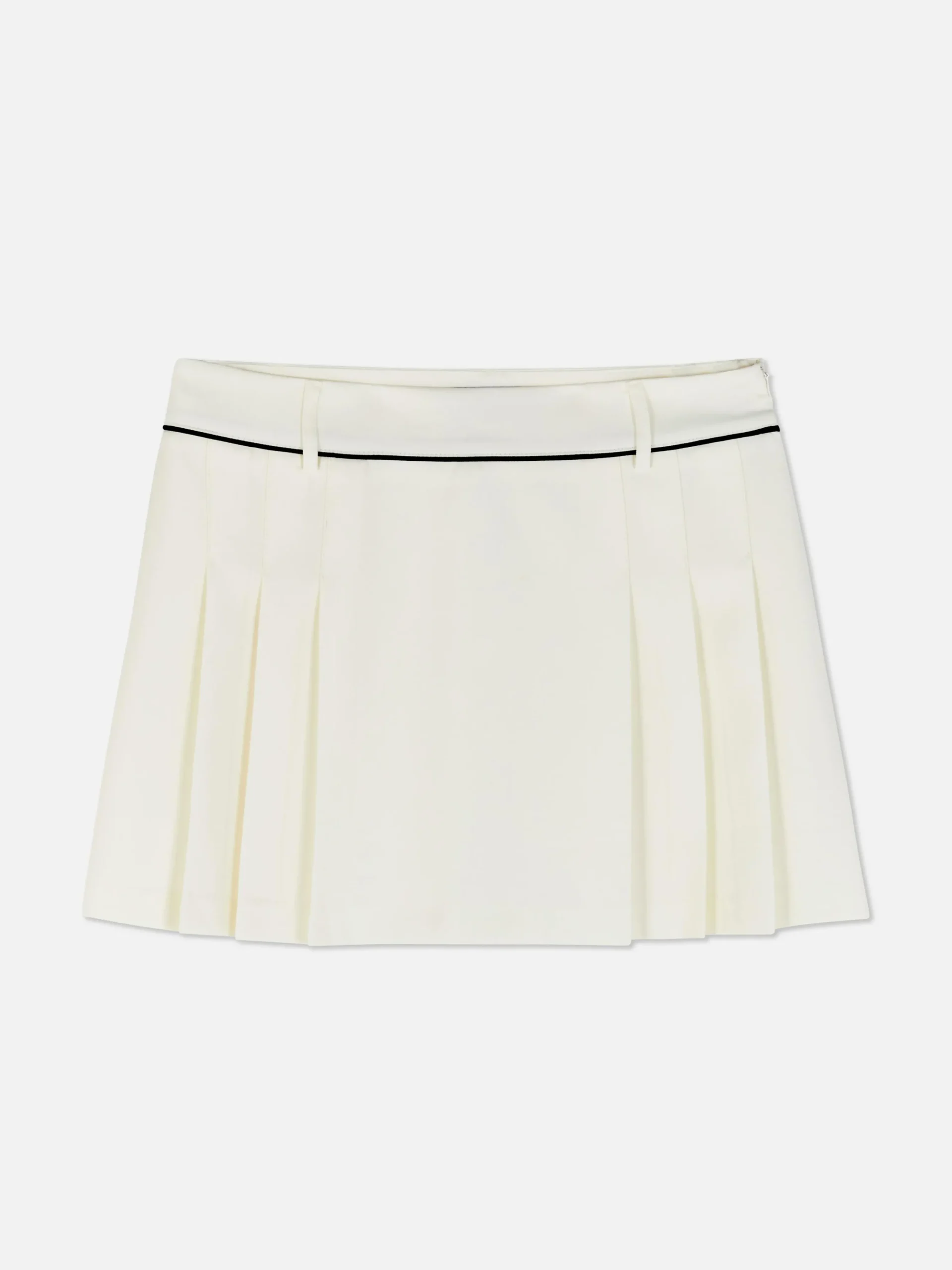 minijupe_de_tennis_plisse_4-1.webp Mini-jupe De Tennis Plissée