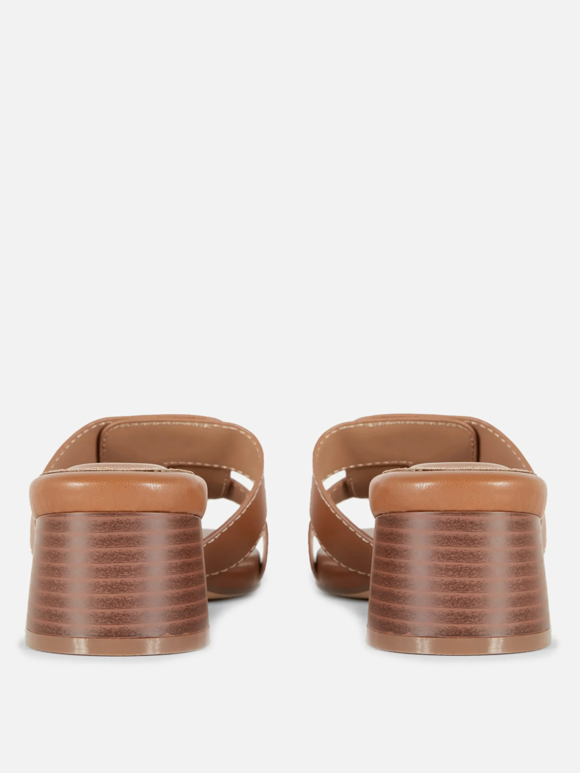 mules__talons_avec_bride__2-1.webp Mules à Talons Avec Bride à Maillon