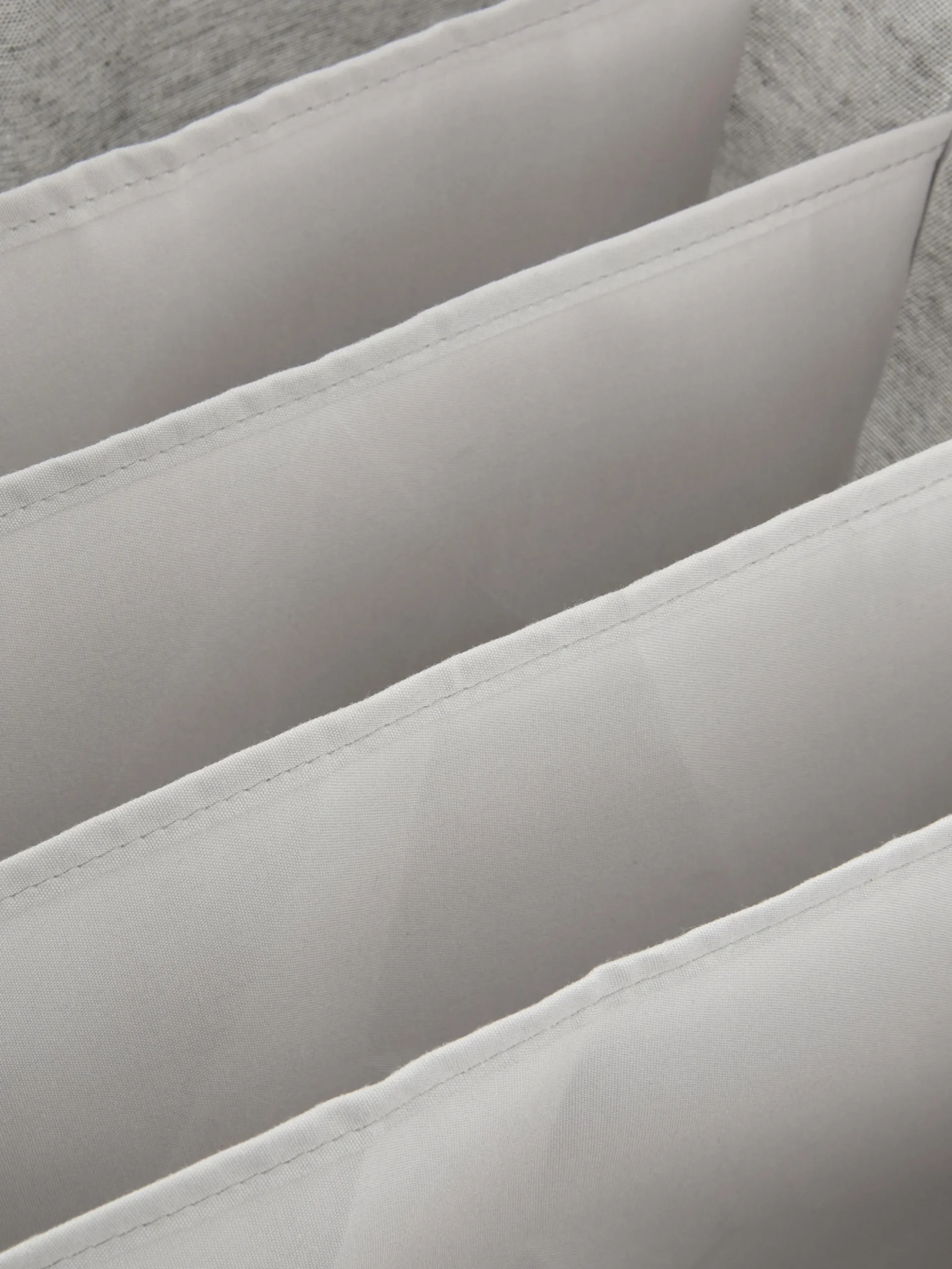 option_de_rangement_de_ta_1-1.webp Option De Rangement De Taille Moyenne Pour Vêtements