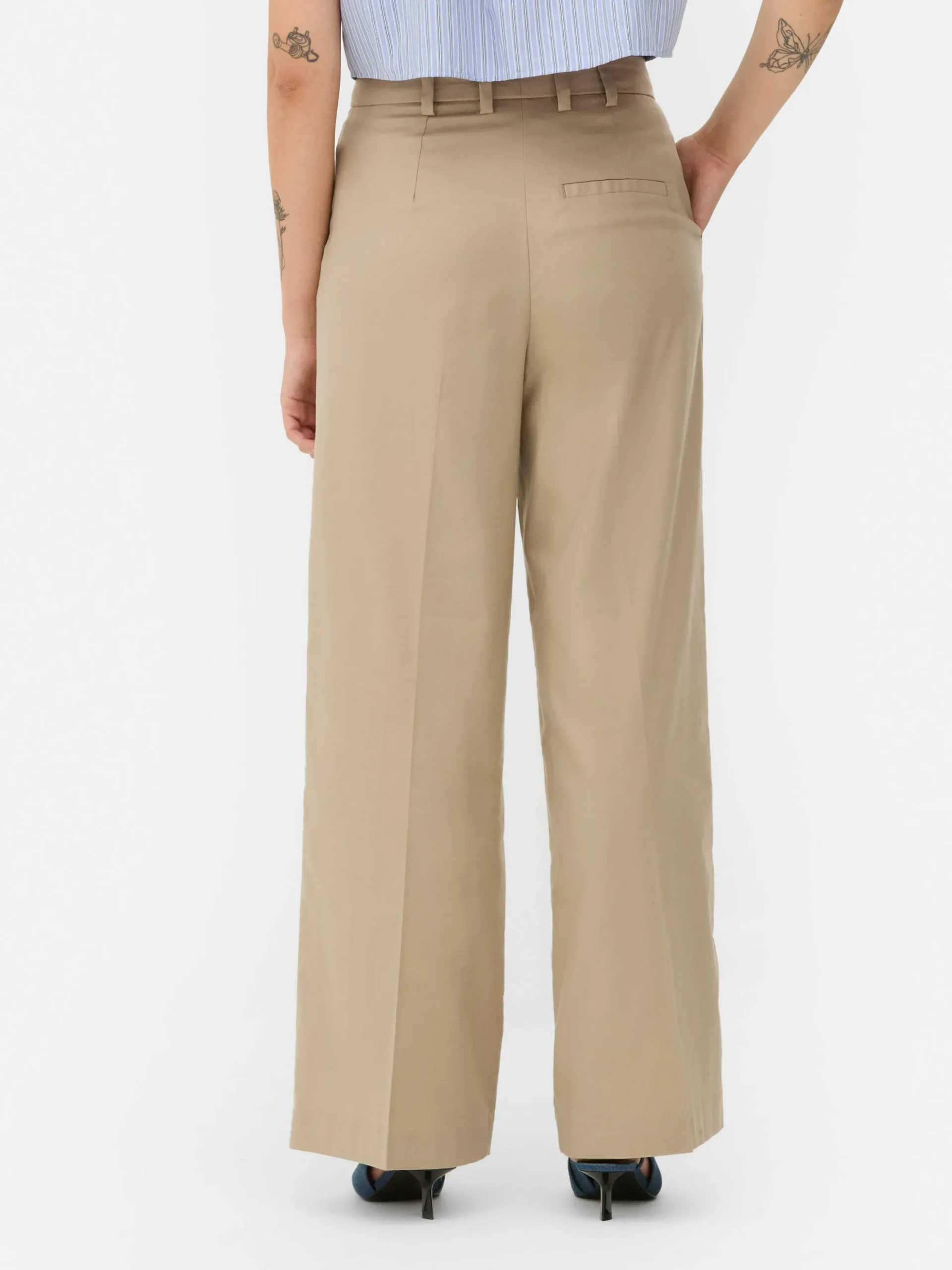 pantalon_chino_large_3-1.webp Pantalon Chino Large