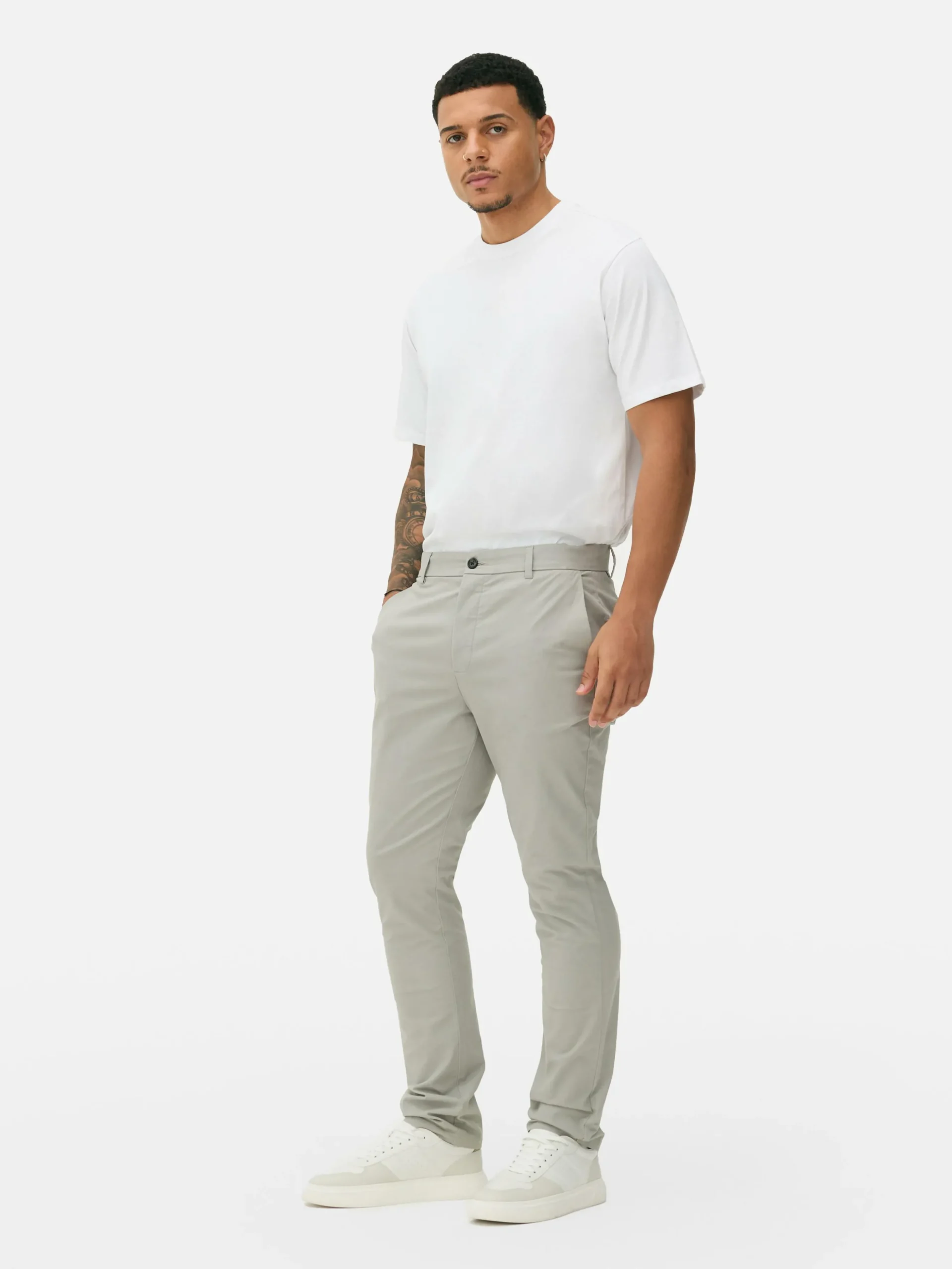 pantalon_chino_stretch_co_1-5.webp Pantalon Chino Stretch Coupe Slim