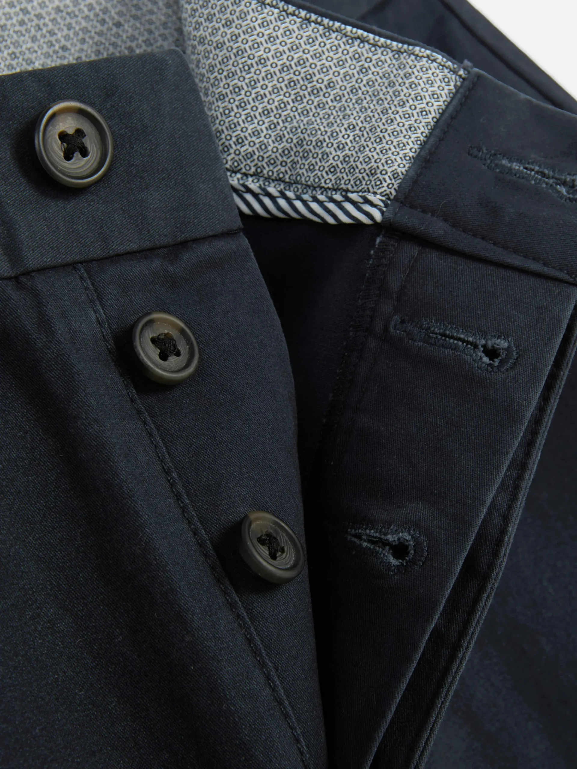 pantalon_chino_stretch_co_5-3.webp Pantalon Chino Stretch Coupe Slim