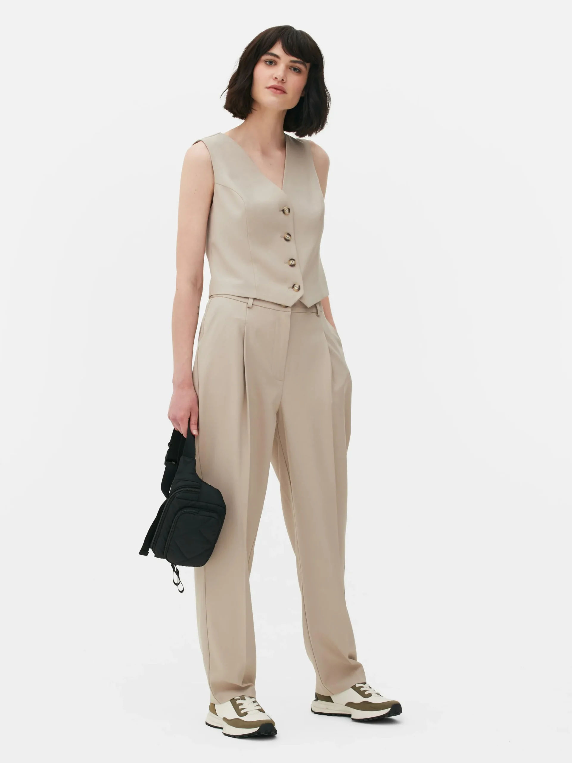 pantalon_droit_ajust__coo_0-1.webp Pantalon Droit Ajusté à Coordonner