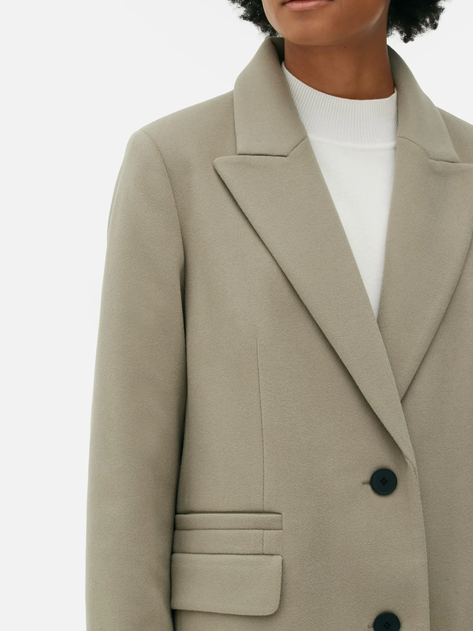 pardessus__boutonnage_sim_2.webp Pardessus à Boutonnage Simple