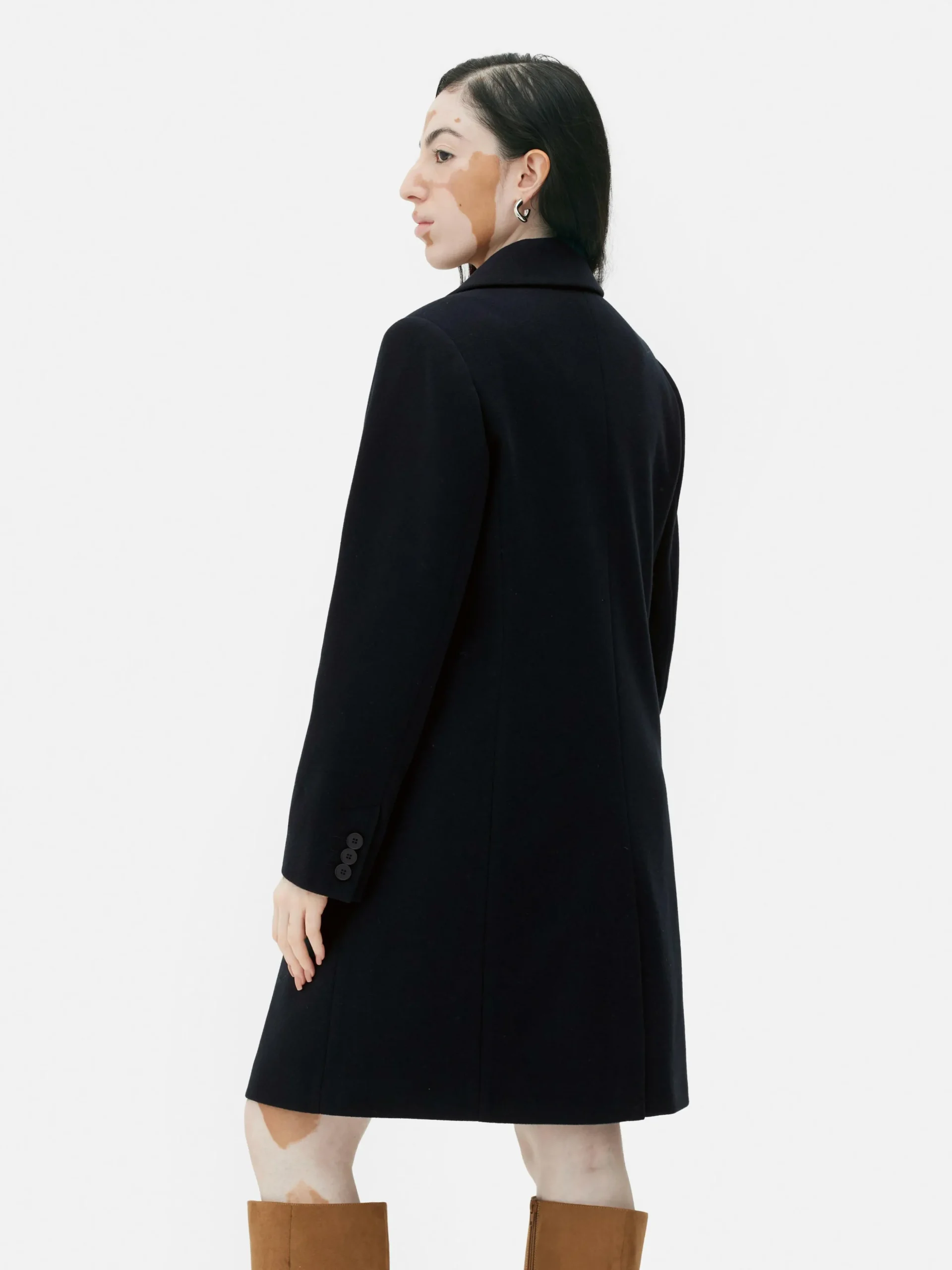 pardessus__boutonnage_sim_3-2.webp Pardessus à Boutonnage Simple