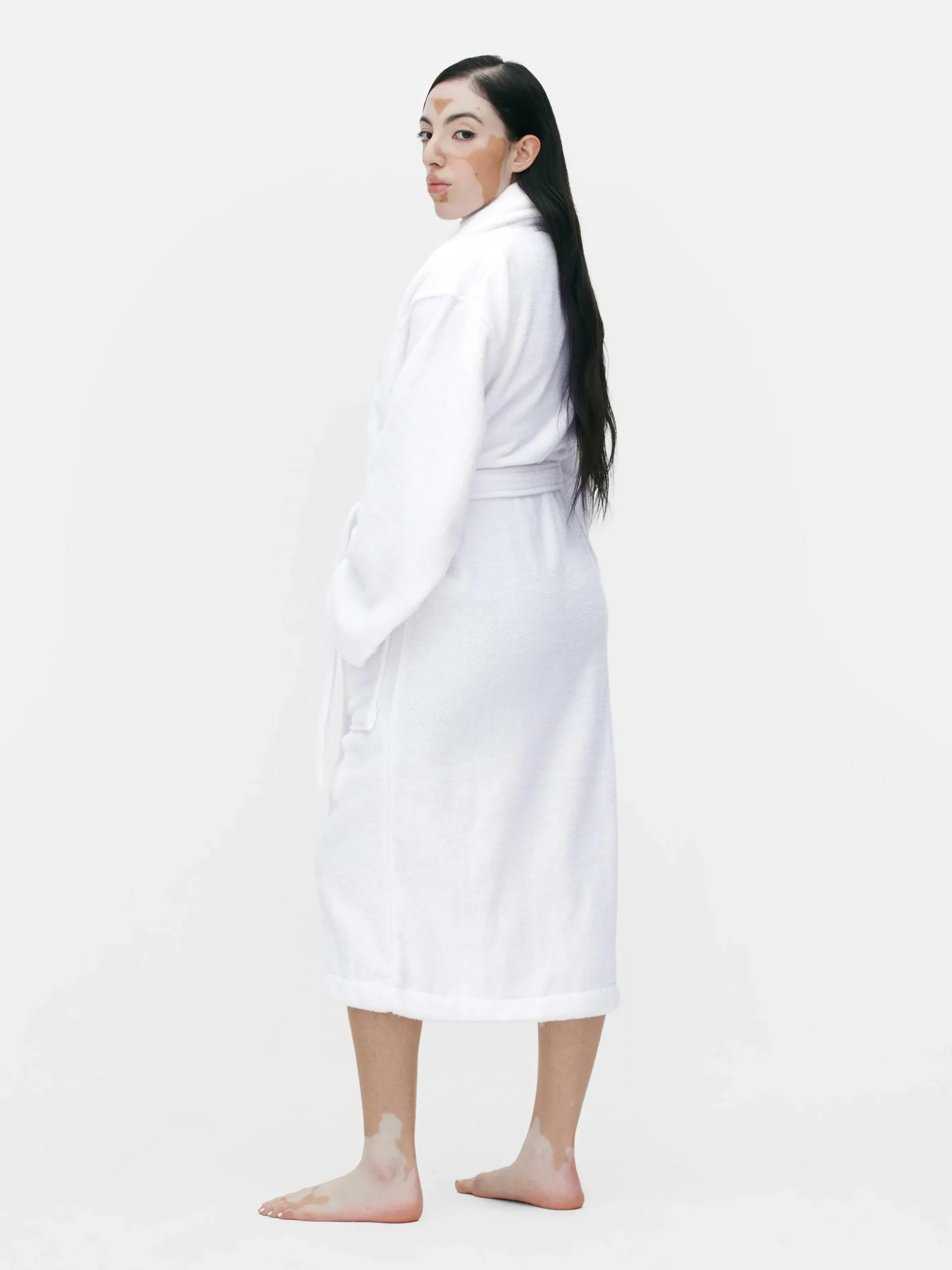 peignoir_de_spa_en_tissup_3.webp Peignoir De Spa En Tissu-éponge Coton