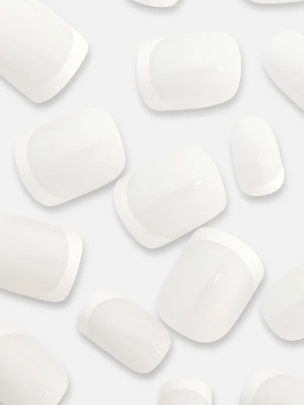 PS... Faux Ongles Brillants Carrés