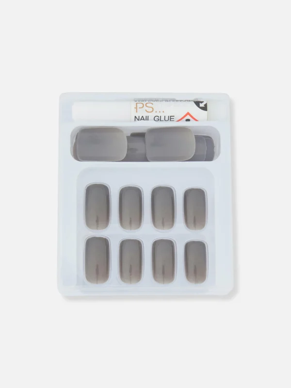 PS... Faux Ongles Brillants Carrés