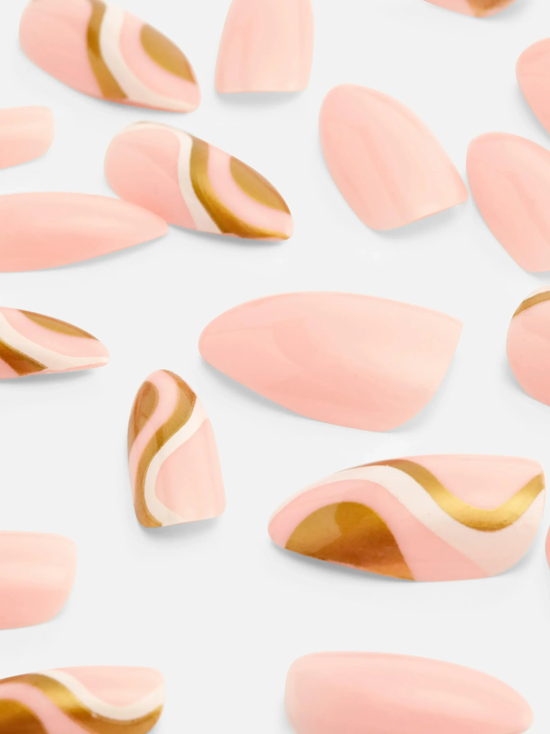 ps_faux_ongles_pointus_br_1.webp PS... Faux Ongles Pointus Brillants Tourbillon