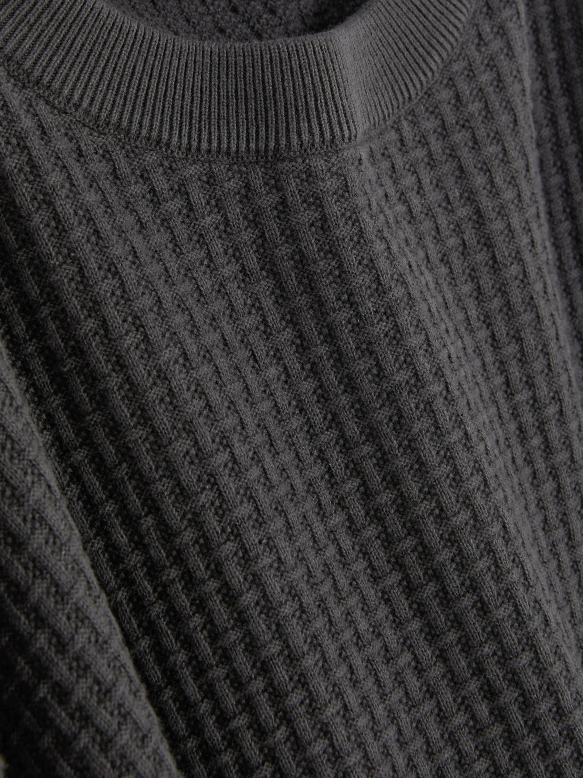 pull__col_rasducou_en_poi_6-1.webp Pull à Col Ras-du-cou En Point De Panier Tressé
