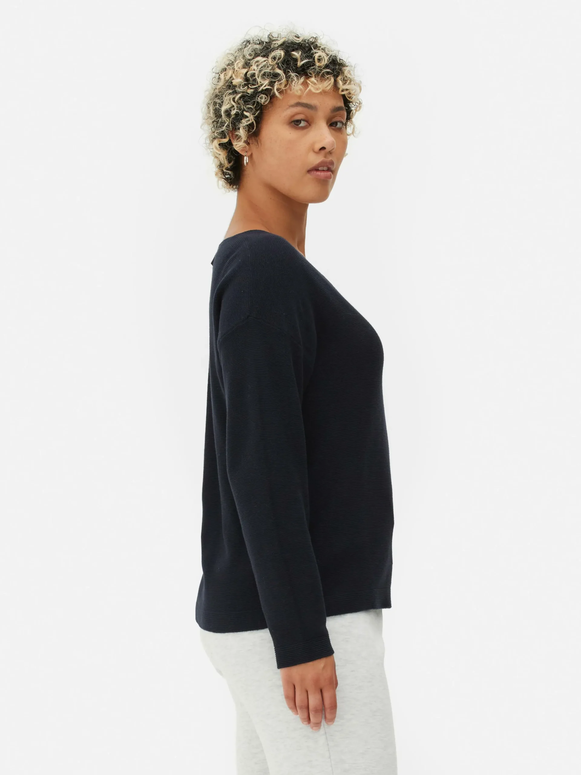 pull__manches_longues_et__3.webp Pull à Manches Longues Et Col Bateau