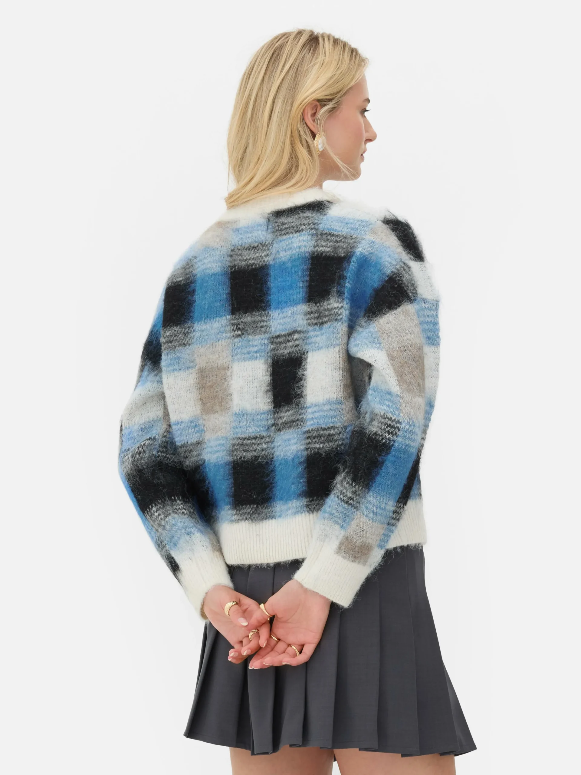 pull_bross__carreaux_rita_3.webp Pull Brossé à Carreaux Rita Ora