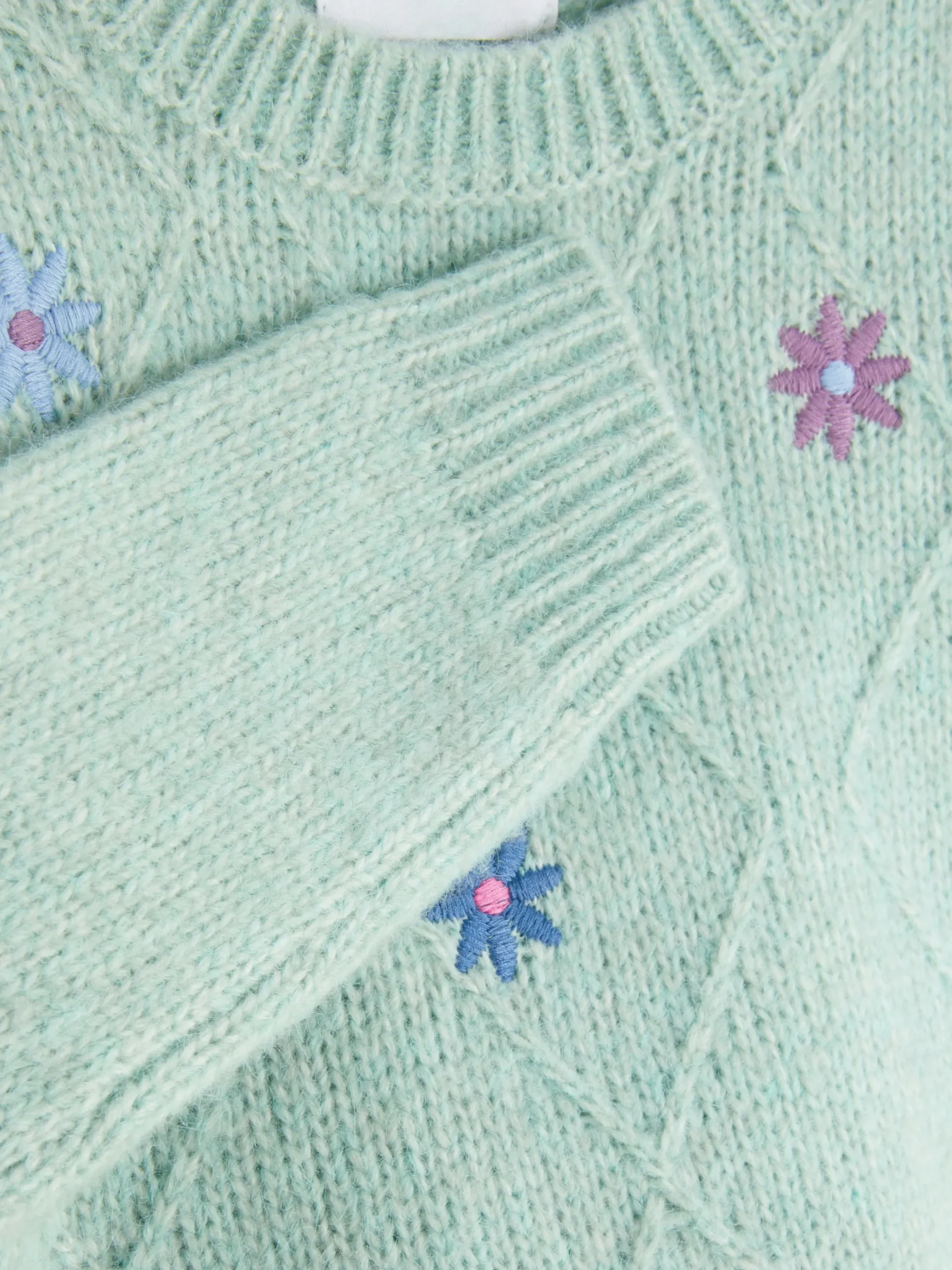 pull_en_maille__fleurs_br_4.webp Pull En Maille à Fleurs Brodées