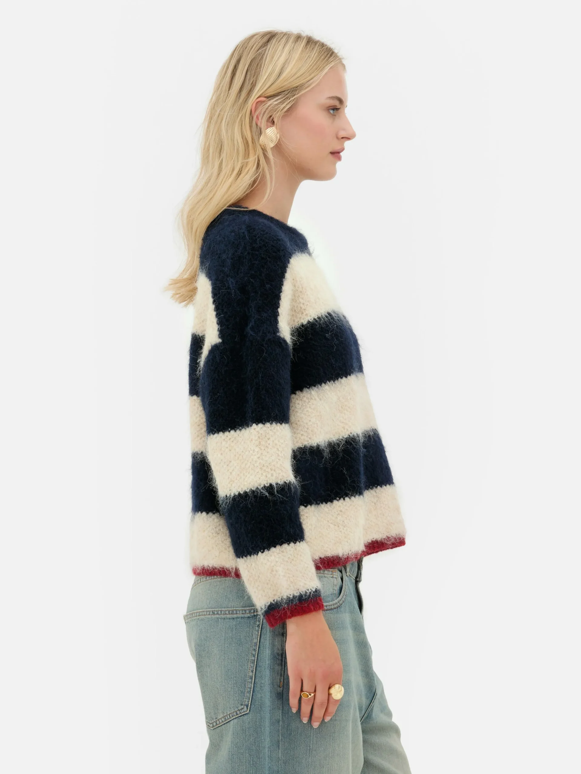 pull_en_maille_duveteuse__3.webp Pull En Maille Duveteuse à Rayures Rita Ora