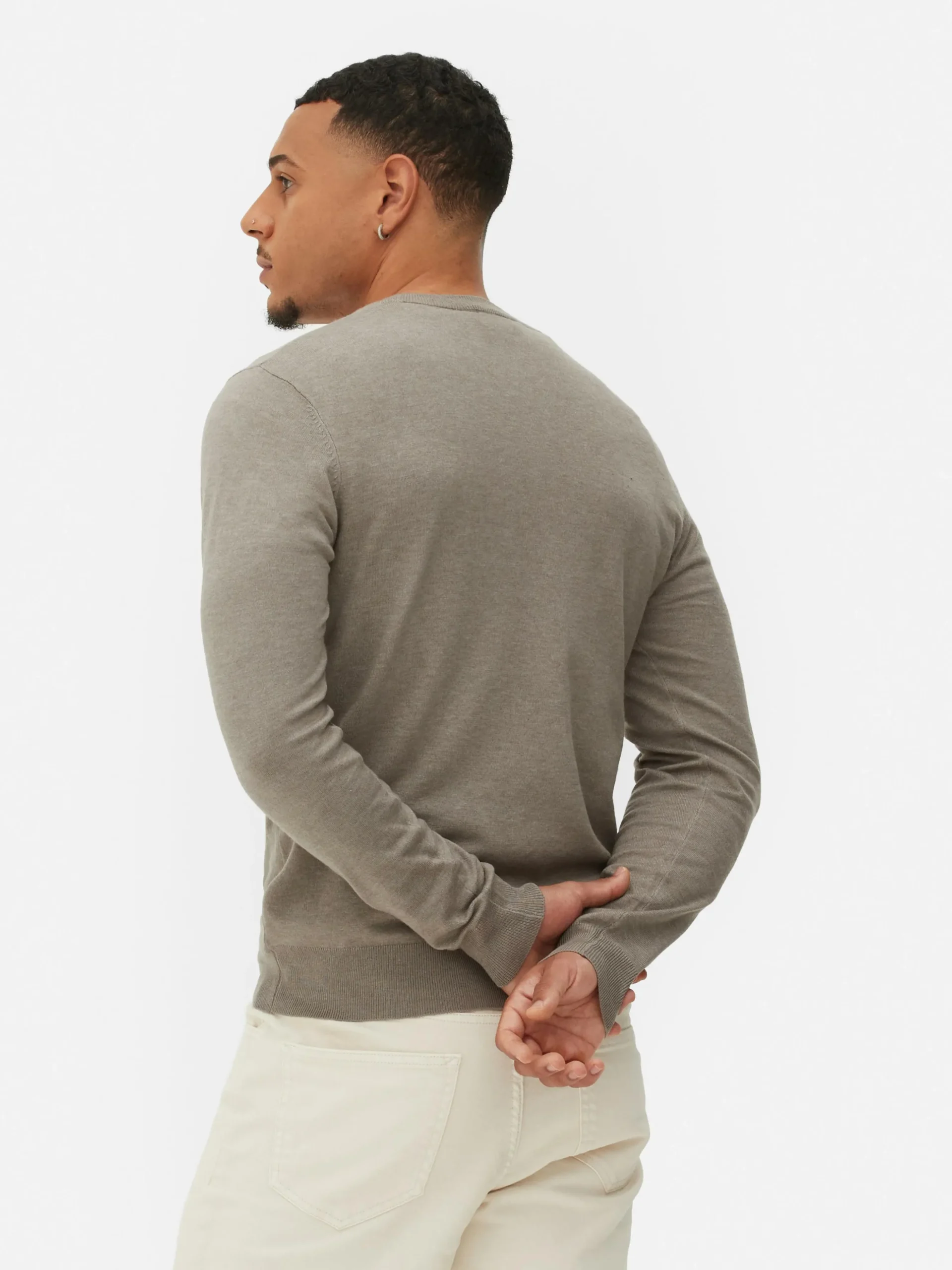 pull_en_maille_fine__col__2-6.webp Pull En Maille Fine à Col Ras-du-cou