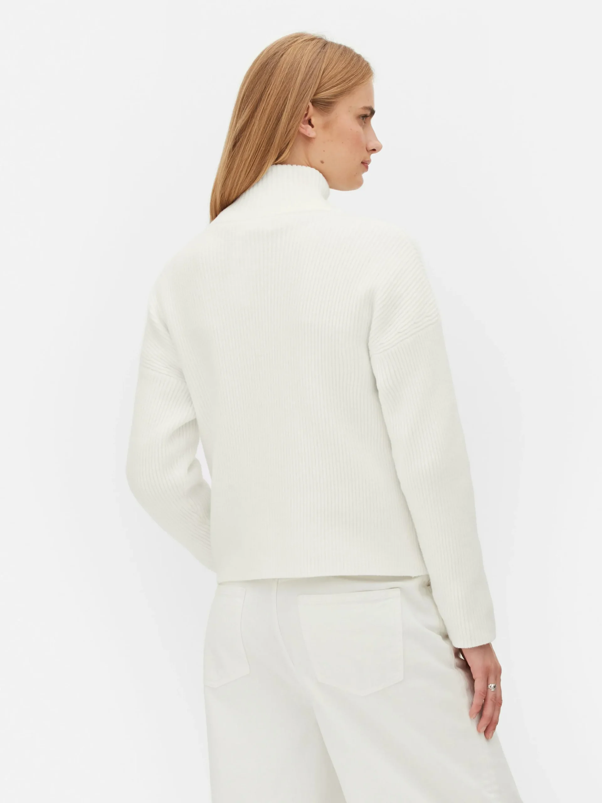 pull_tricot__encolure_zip_2.webp Pull Tricoté à Encolure Zippée