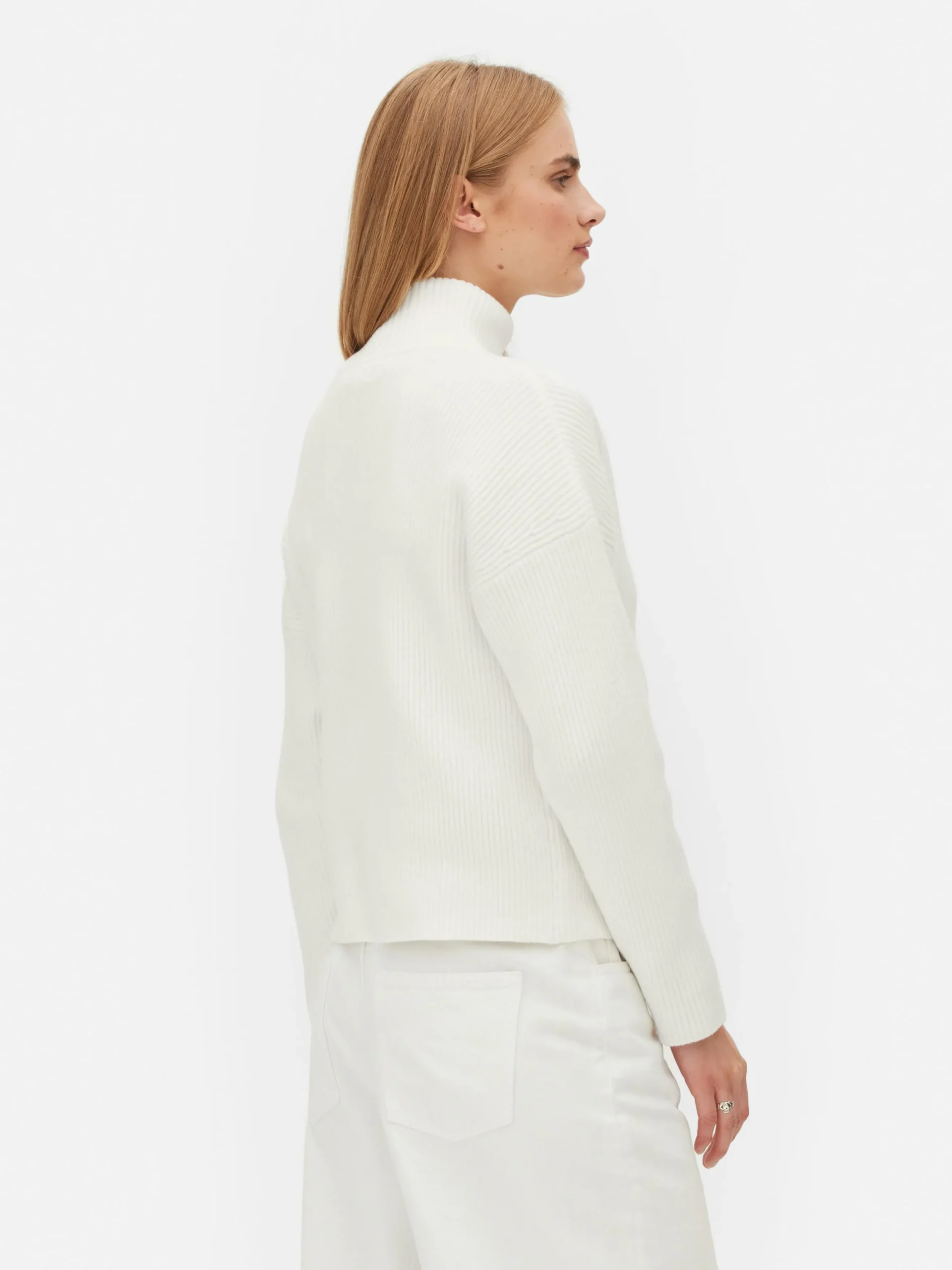 pull_tricot__encolure_zip_3.webp Pull Tricoté à Encolure Zippée