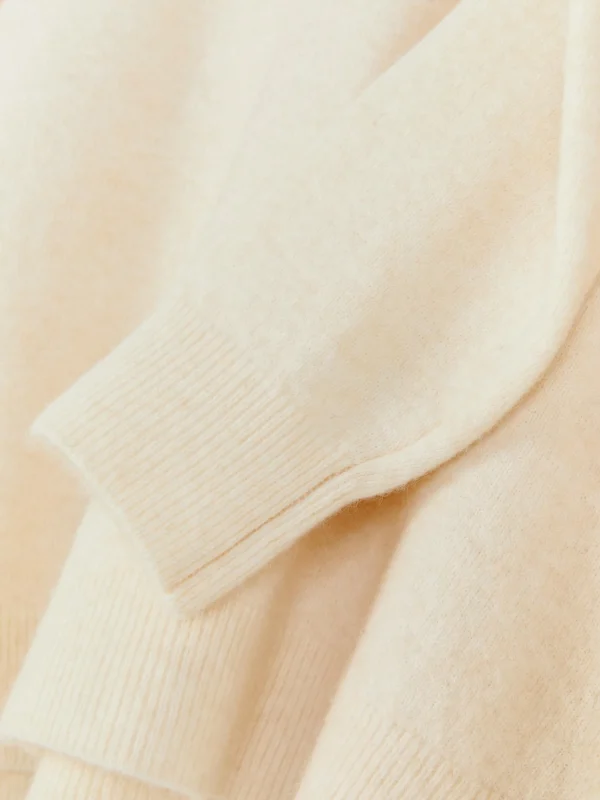 Pull Tricoté Avec Nœud Dans Le Dos