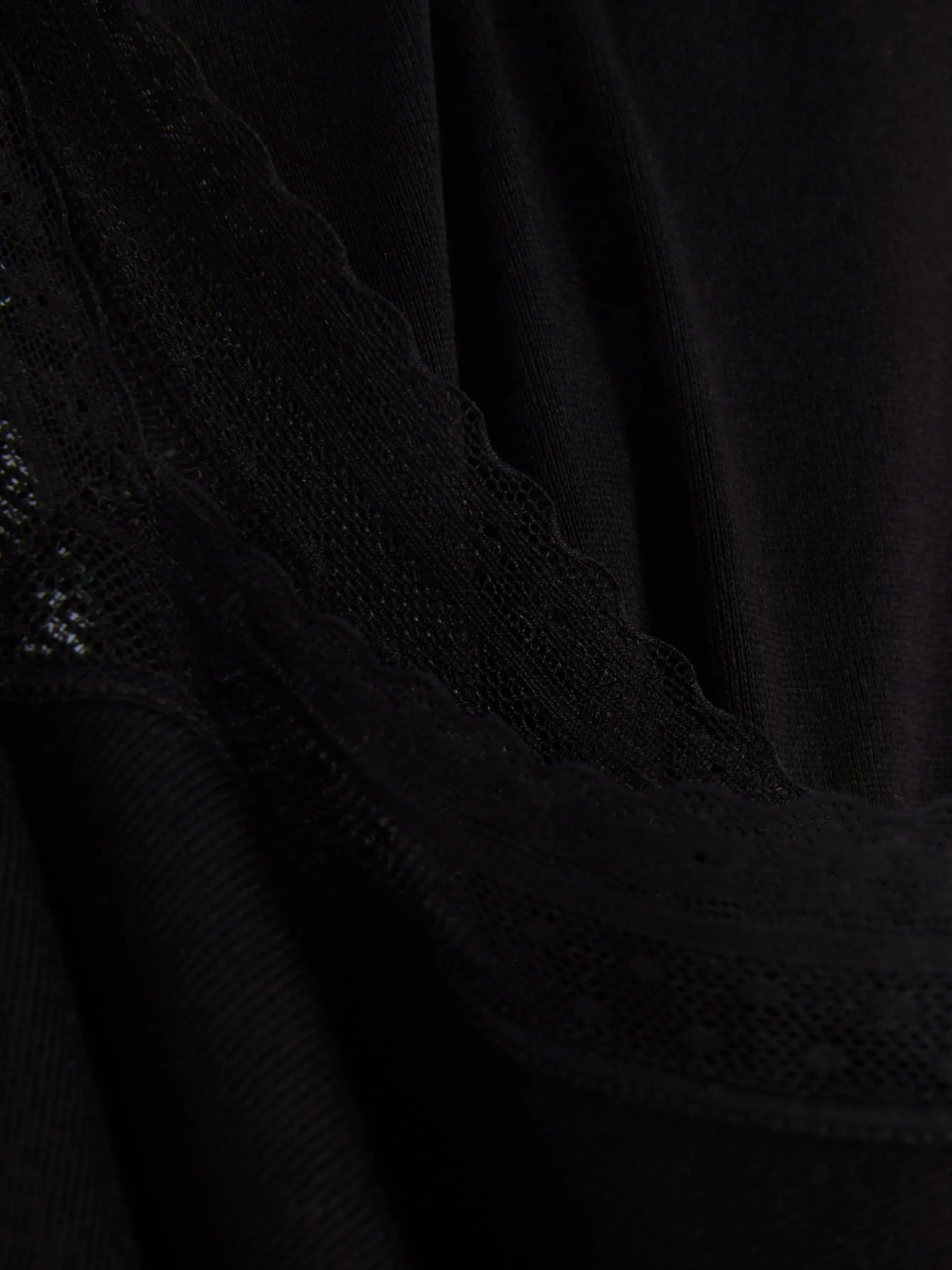 pyjama__manches_longues_a_1-2.webp Pyjama à Manches Longues Avec Finitions En Dentelle