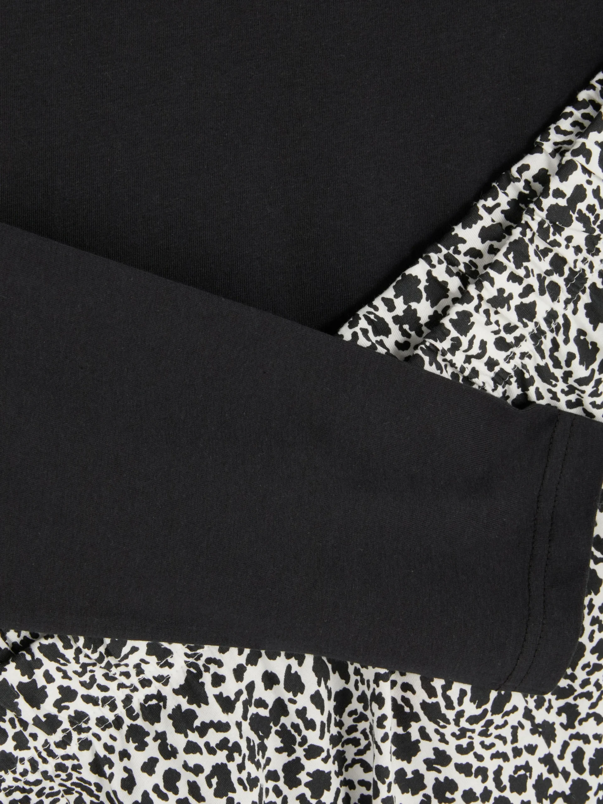 pyjama__manches_longues_e_1-5.webp Pyjama à Manches Longues Et à Poche