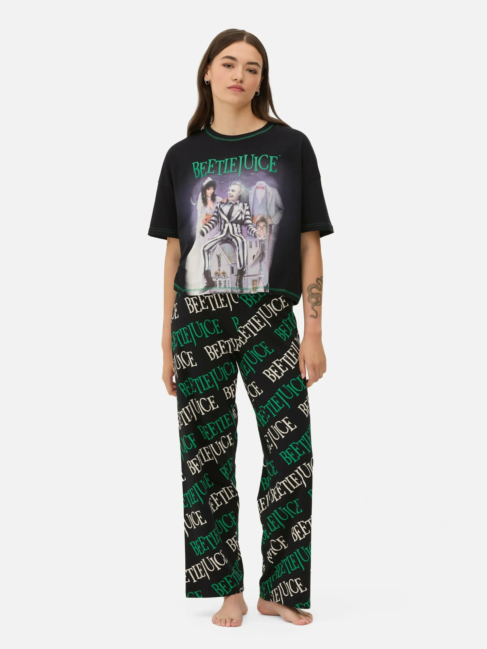 pyjama_avec_logo_beetleju_0.webp Pyjama Avec Logo Beetlejuice