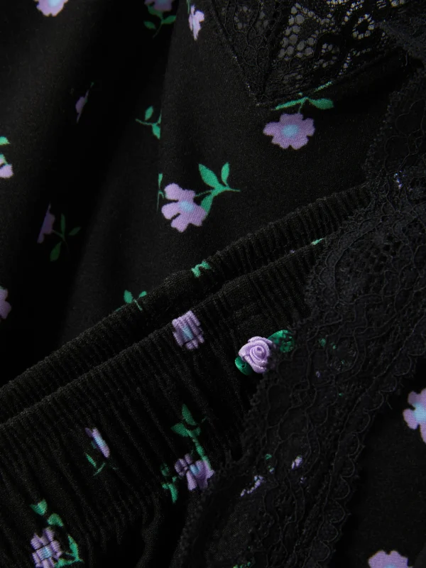 Pyjama Caraco à Finitions En Dentelle