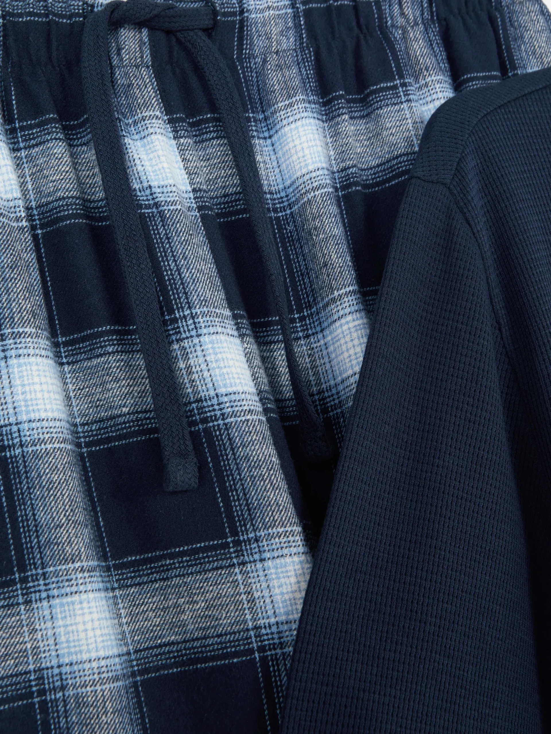 pyjama_en_coton_bross__ca_1.webp Pyjama En Coton Brossé à Carreaux