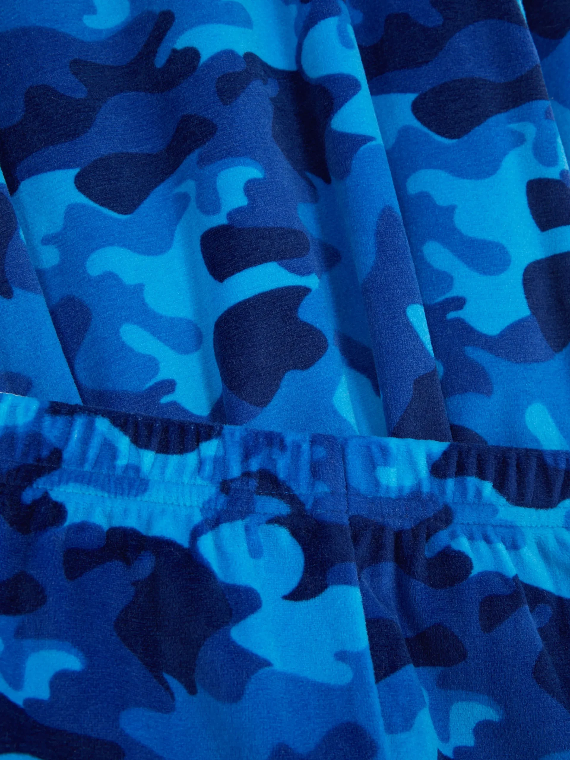 pyjama_en_velours__motif__2.webp Pyjama En Velours à Motif Camouflage
