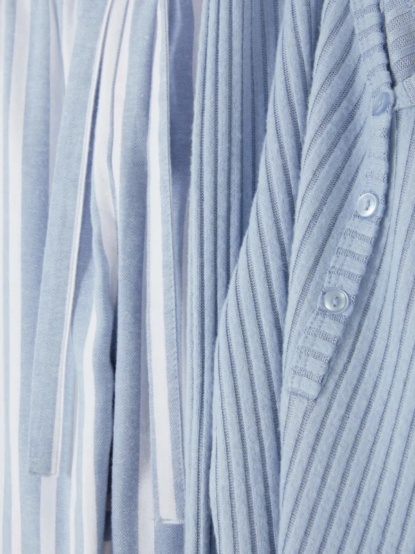 Pyjama T-shirt Boutonné Et Pantalon à Motifs