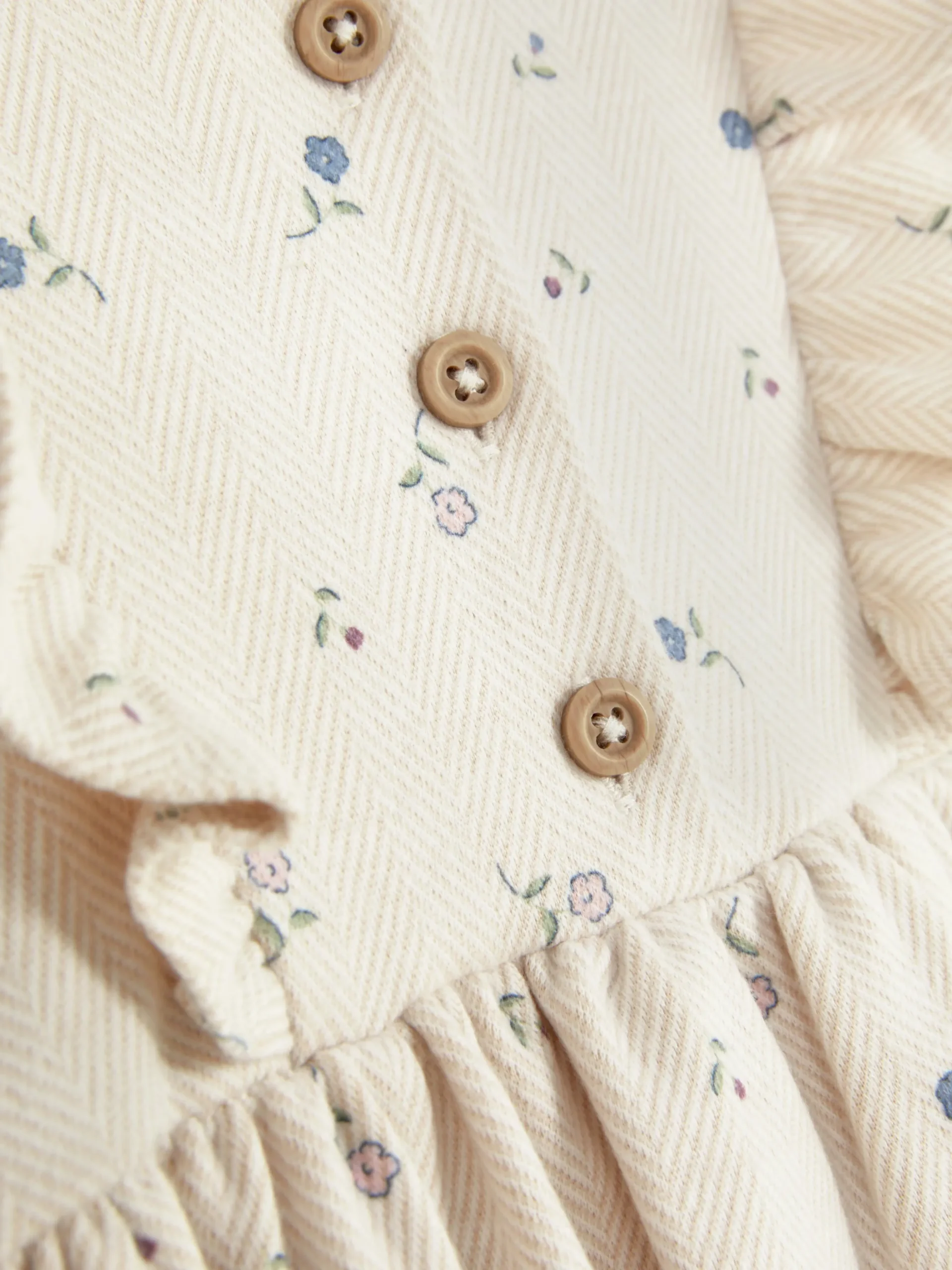 robe__petites_fleurs_et_v_2.webp Robe à Petites Fleurs Et Volants