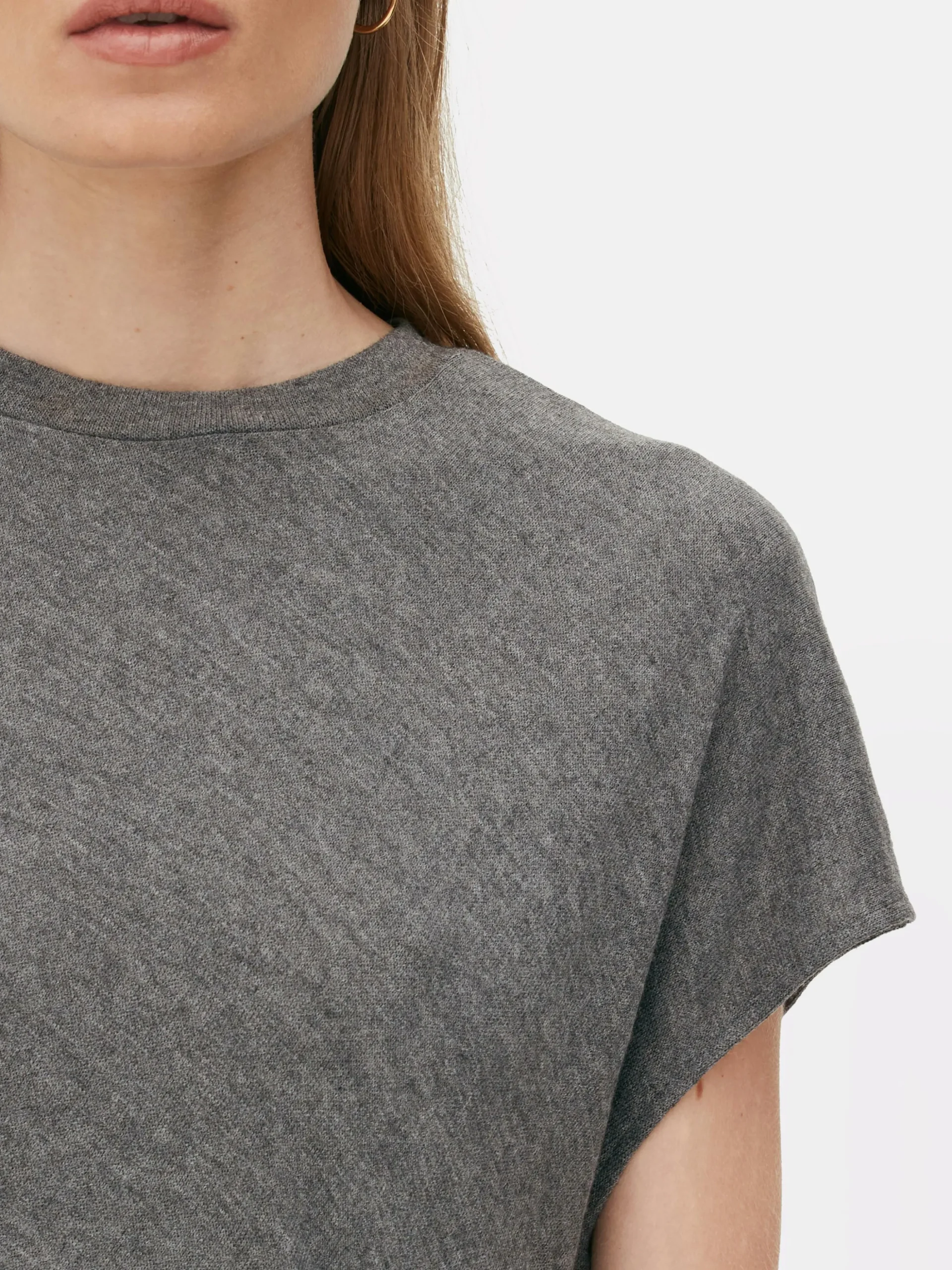 robe_milongue_torsade_en__3-1.webp Robe Mi-longue Torsadée En Jersey The Edit