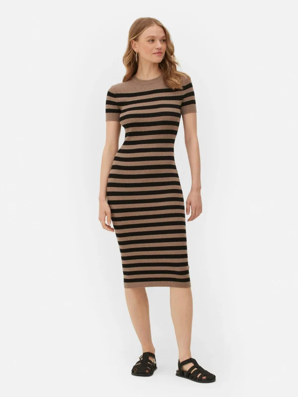 Robe-pull Mi-longue à Manches Courtes