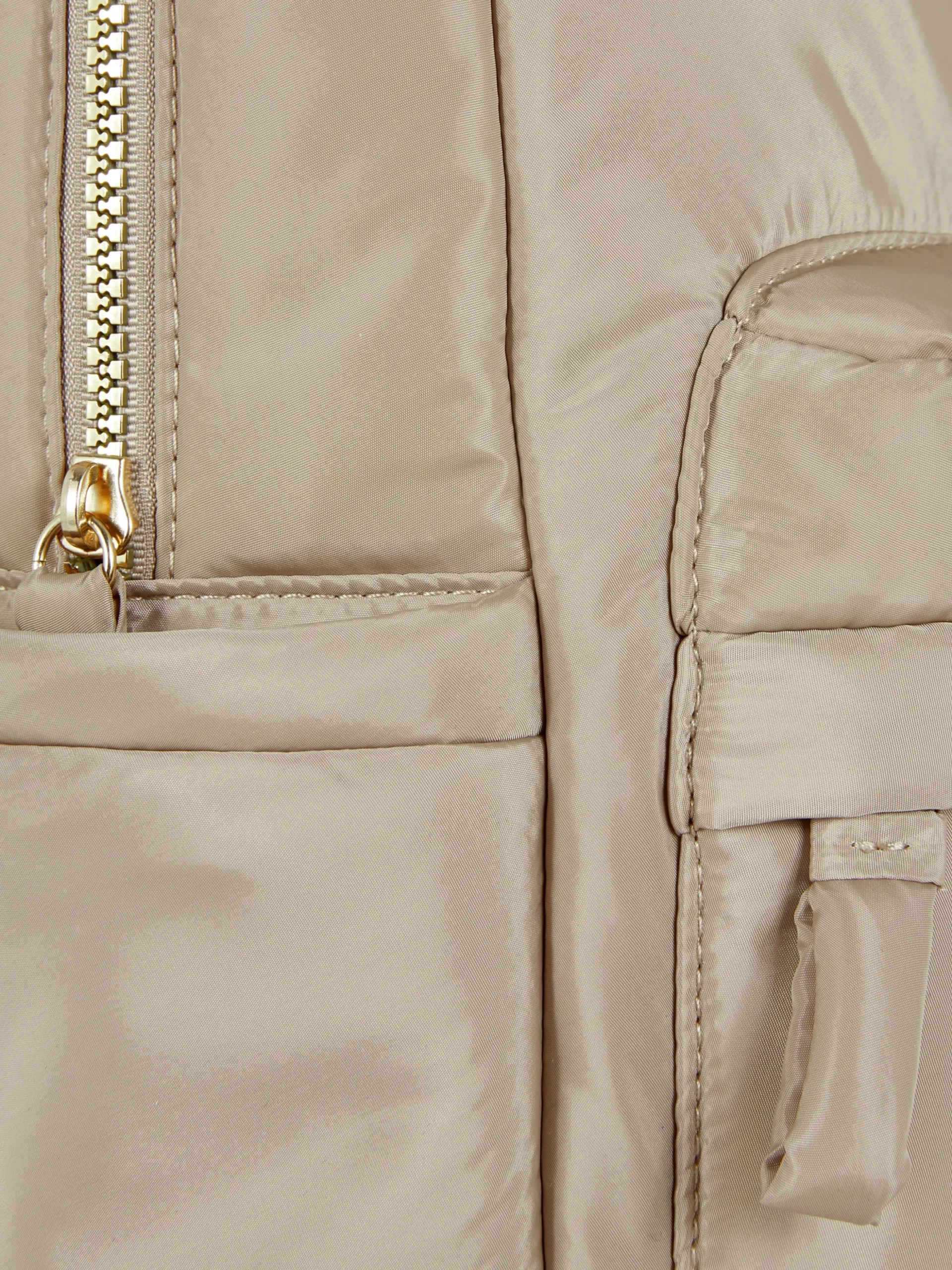 sac__dos__anse_suprieure_3-2.webp Sac à Dos à Anse Supérieure