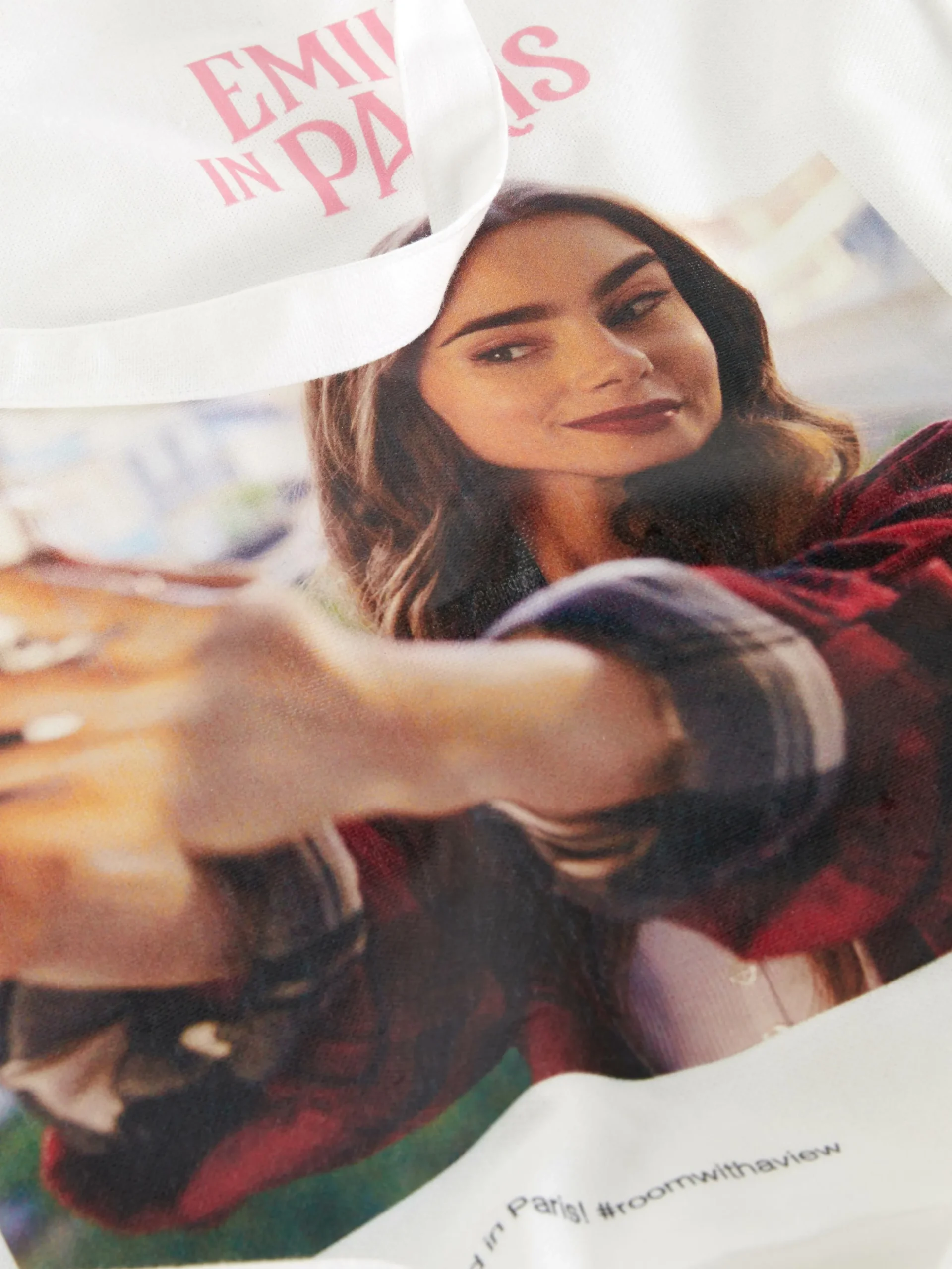 sac_fourretout_en_toile_e_2.webp Sac Fourre-tout En Toile Emily In Paris