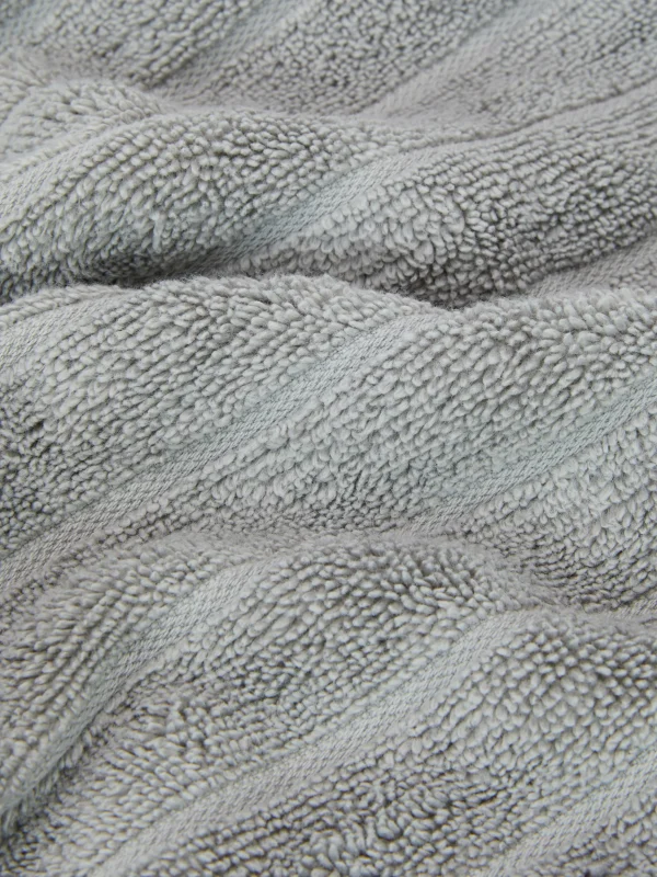 Serviette De Bain Côtelée Texturée