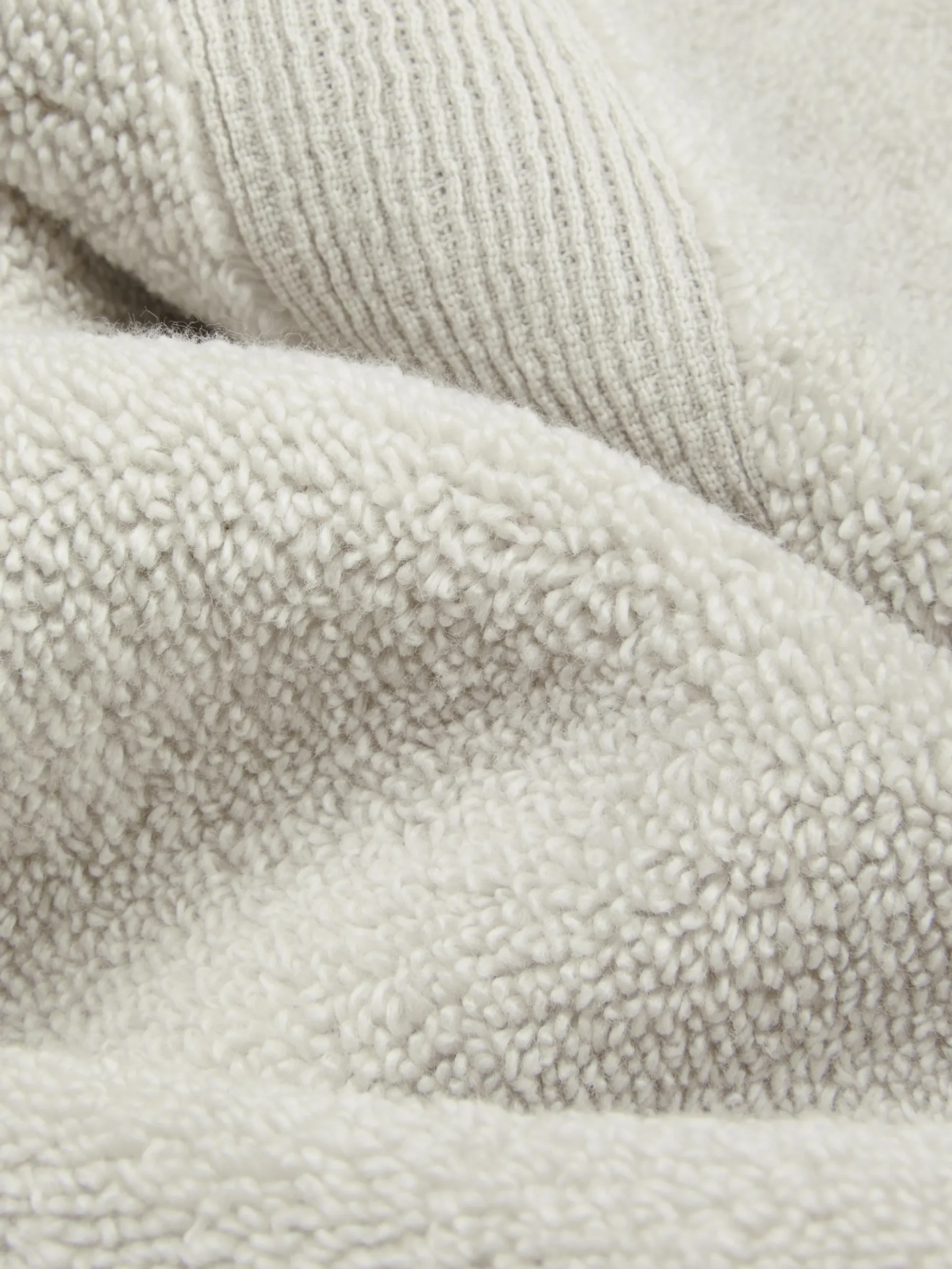 serviette_essuiemains_ult_1-4.webp Serviette Essuie-mains Ultra-douce