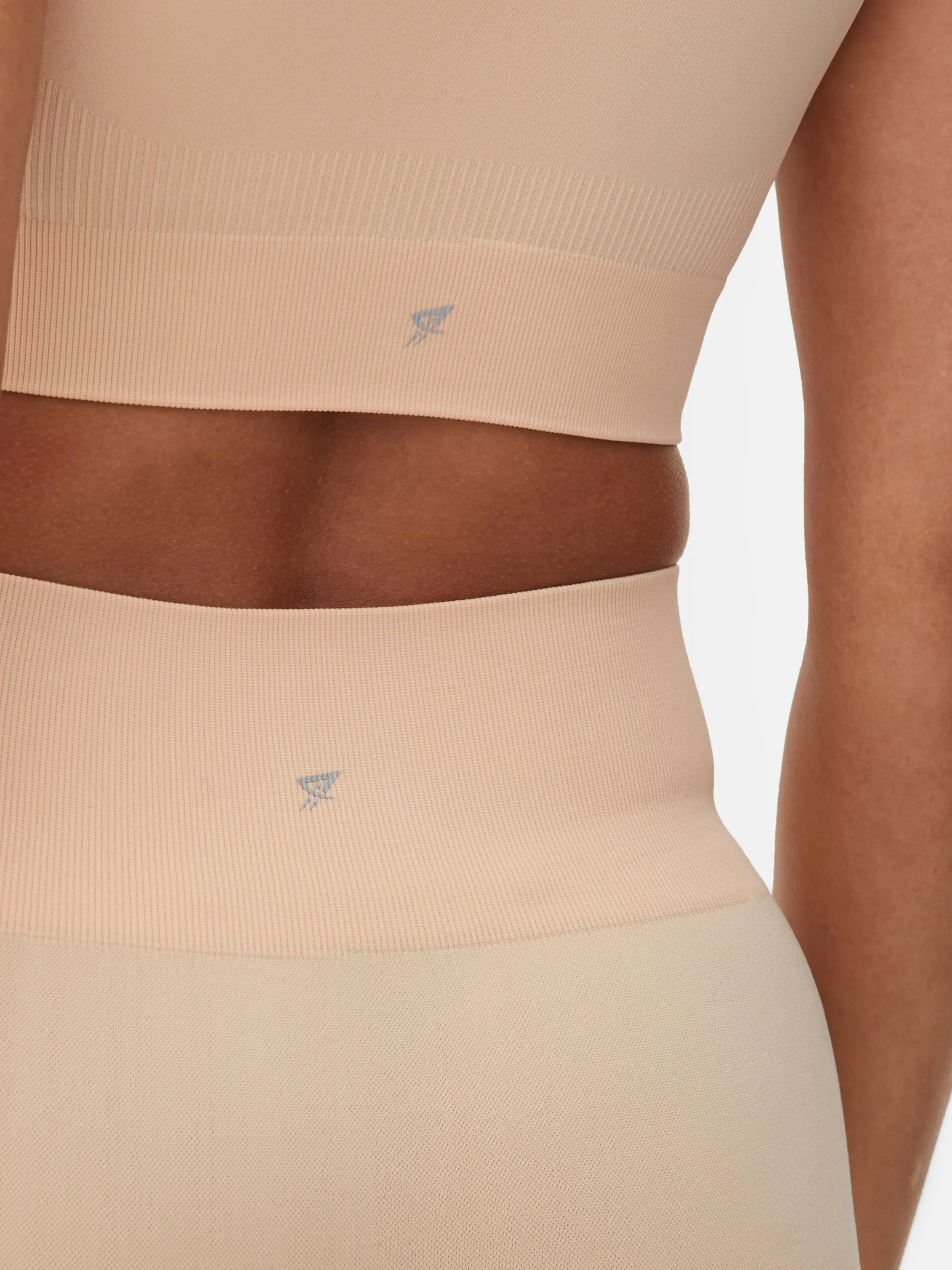 short_de_yoga_taille_haut_2-2.webp Short De Yoga Taille Haute Sans Coutures